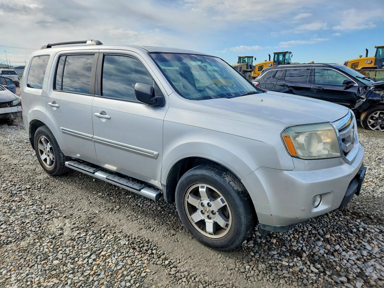 2009 Honda Pilot Touring Silver vin: 5FNYF38959B004341