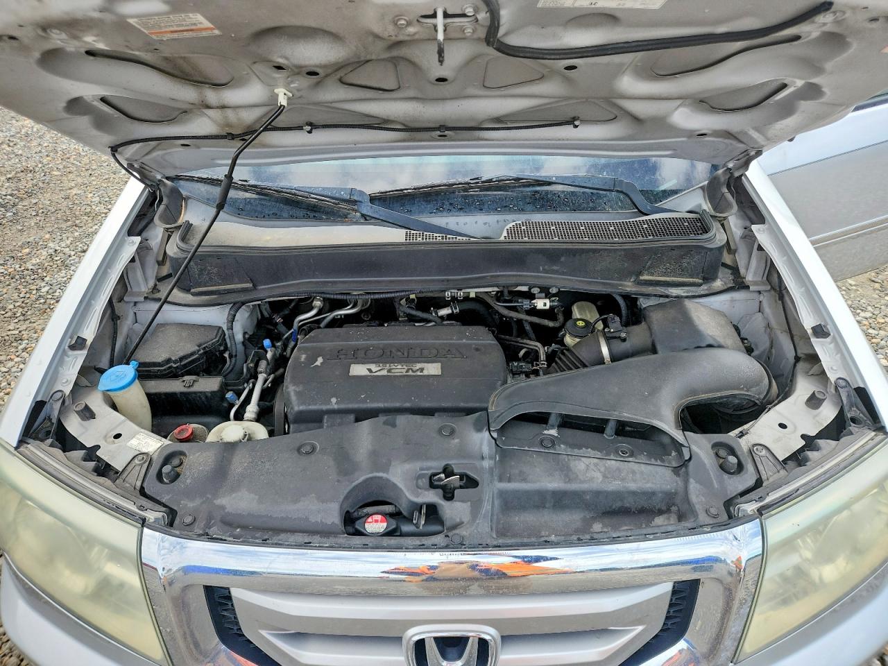 2009 Honda Pilot Touring Silver vin: 5FNYF38959B004341