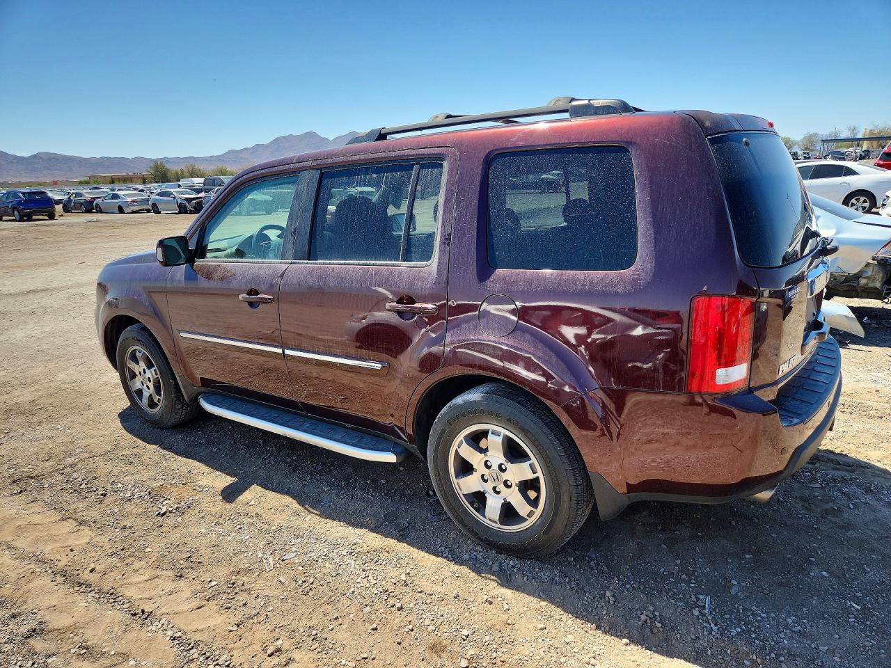2009 Honda Pilot Touring Burgundy vin: 5FNYF38999B006352