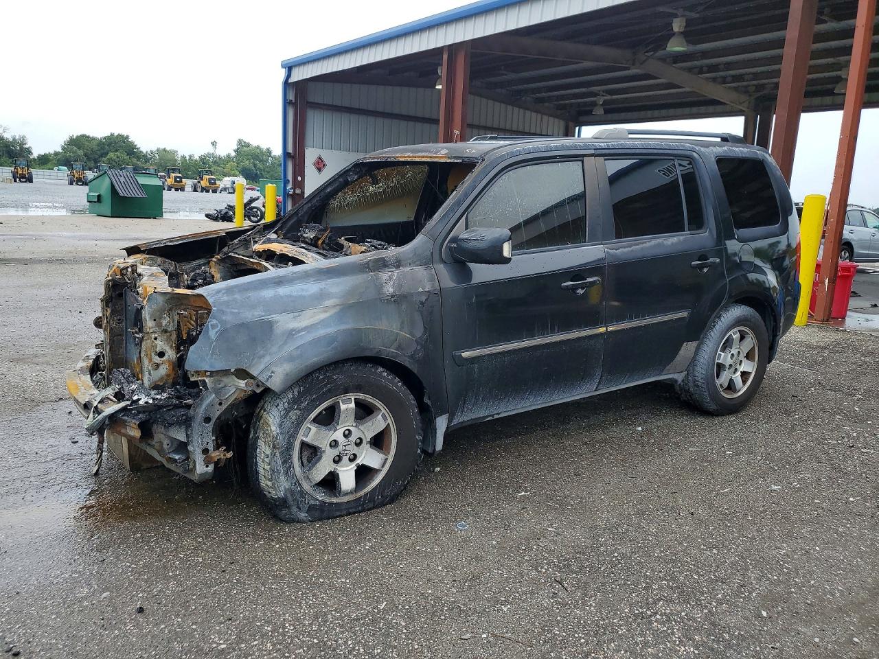 2009 Honda Pilot Touring Black vin: 5FNYF38999B023152