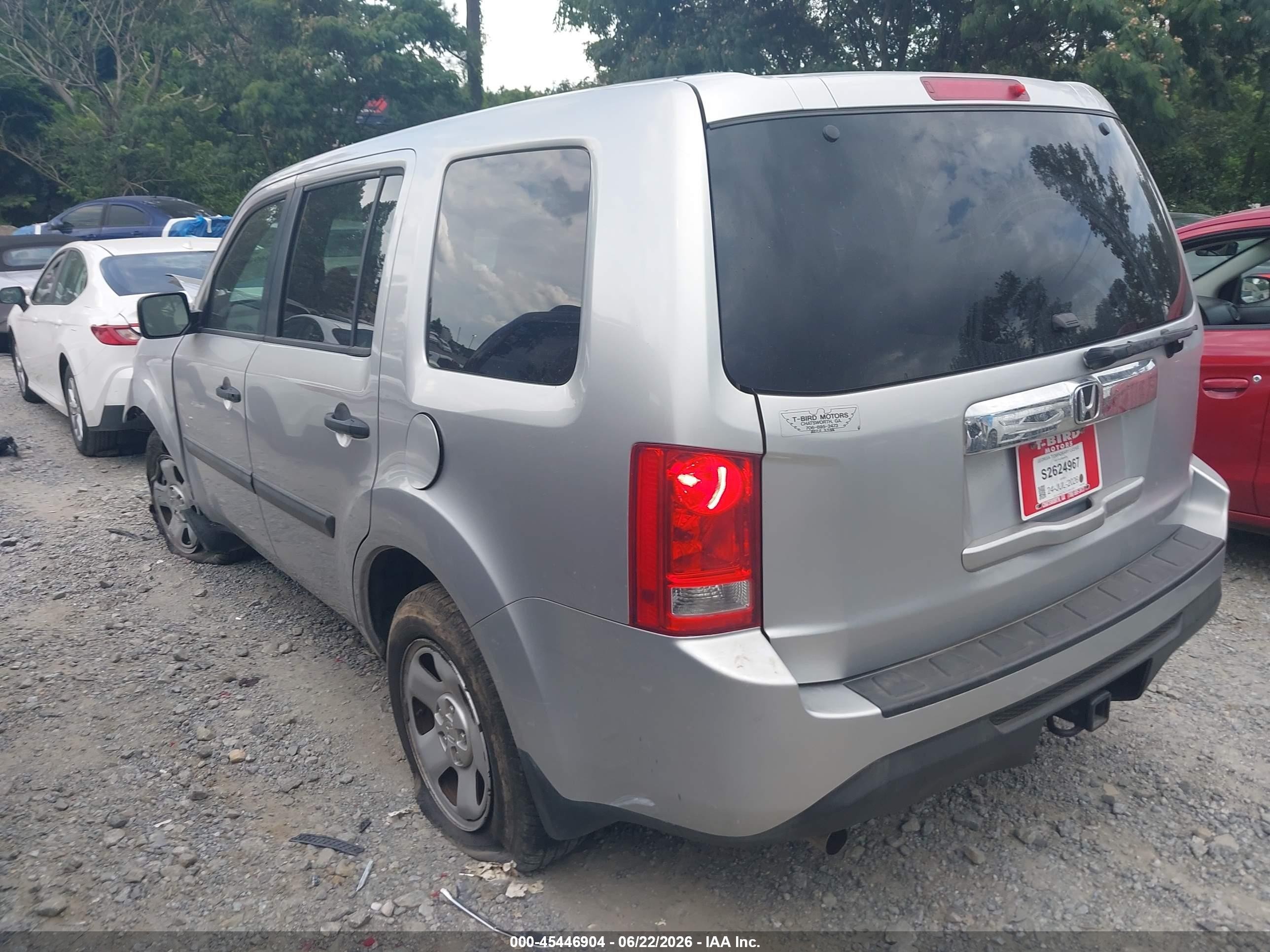 2013 Honda Pilot Lx Silver vin: 5FNYF3H20DB040742