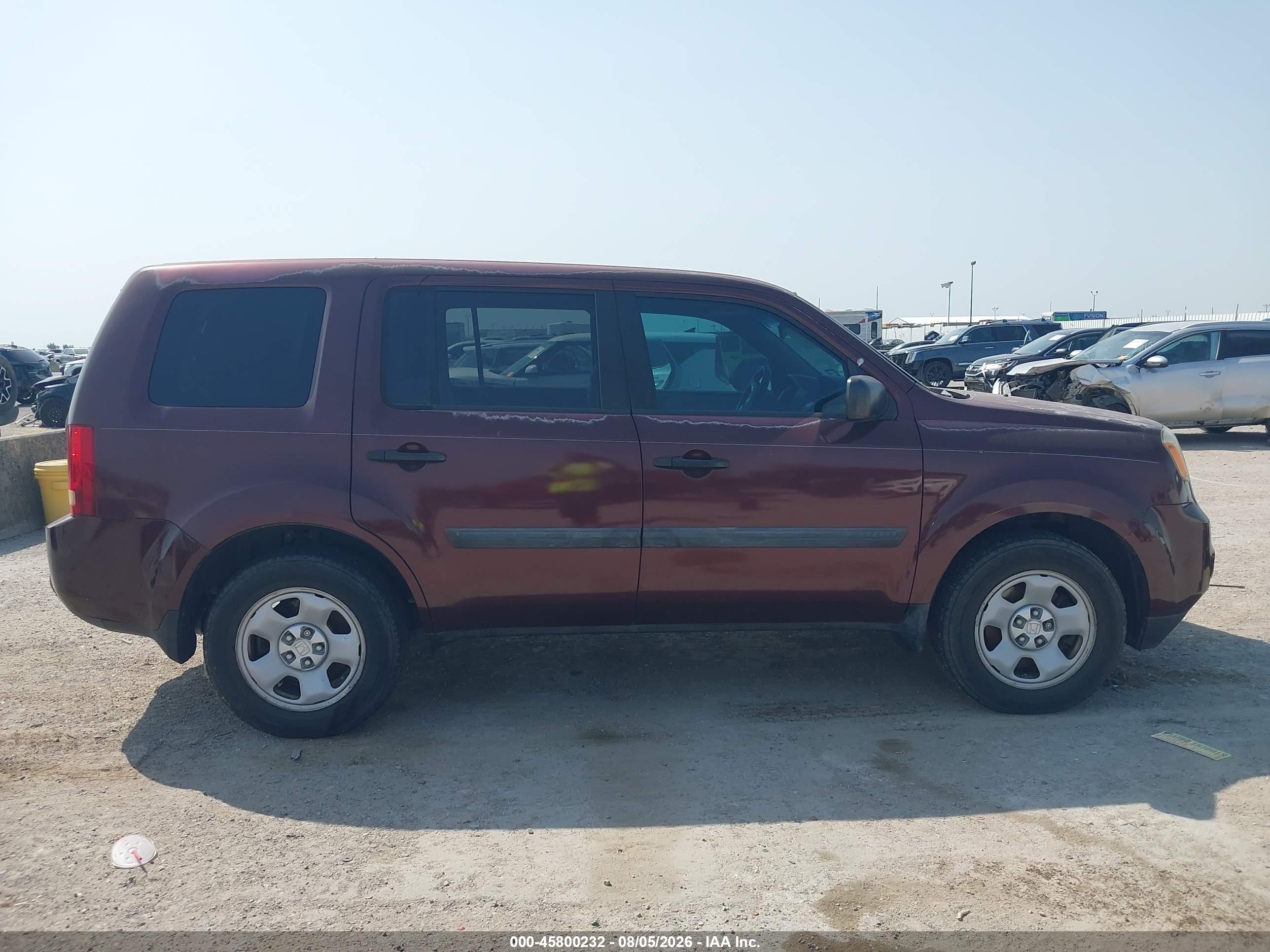 2014 Honda Pilot Lx Red vin: 5FNYF3H20EB001019