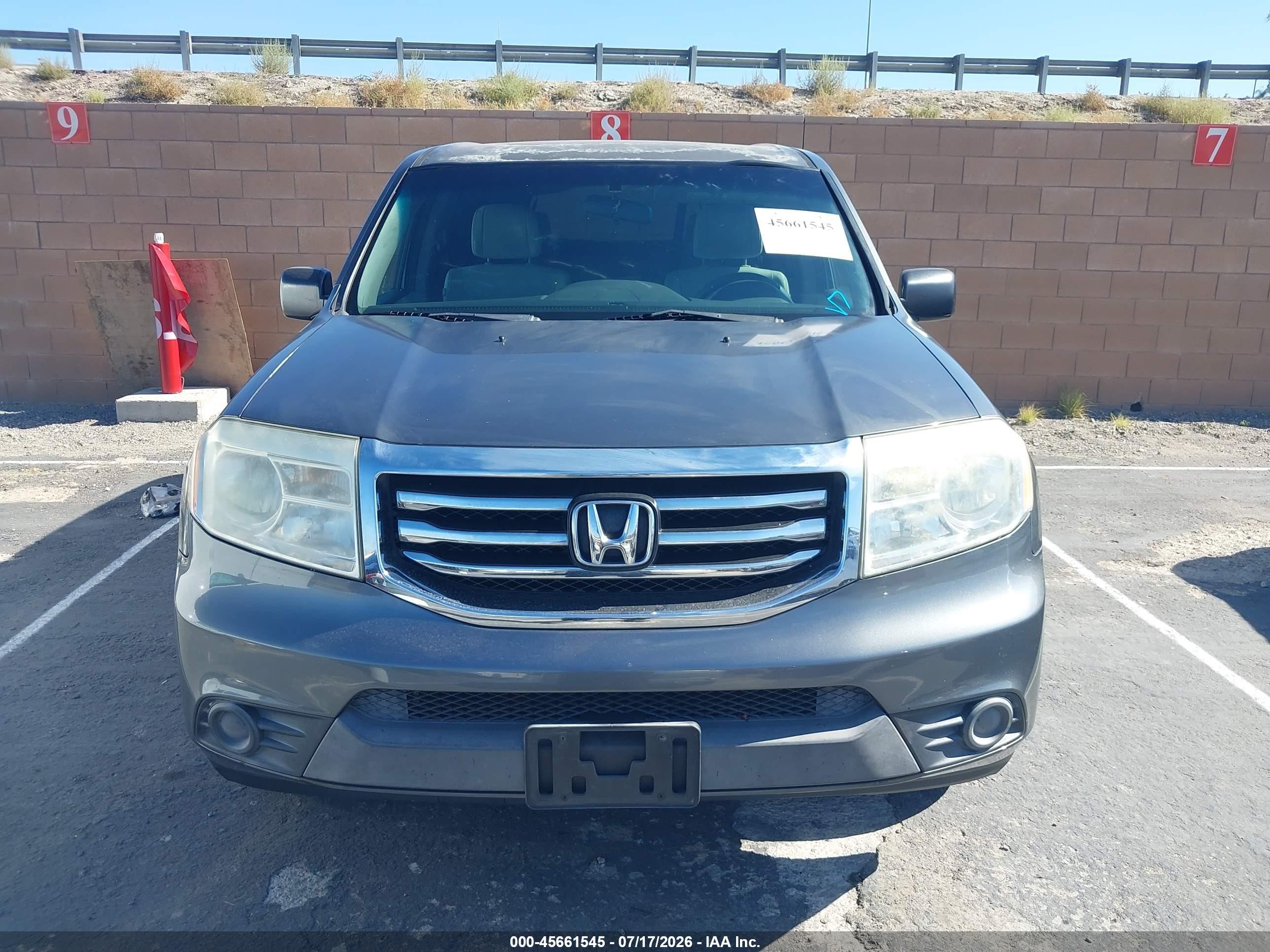 2013 Honda Pilot Lx Gray vin: 5FNYF3H21DB028700