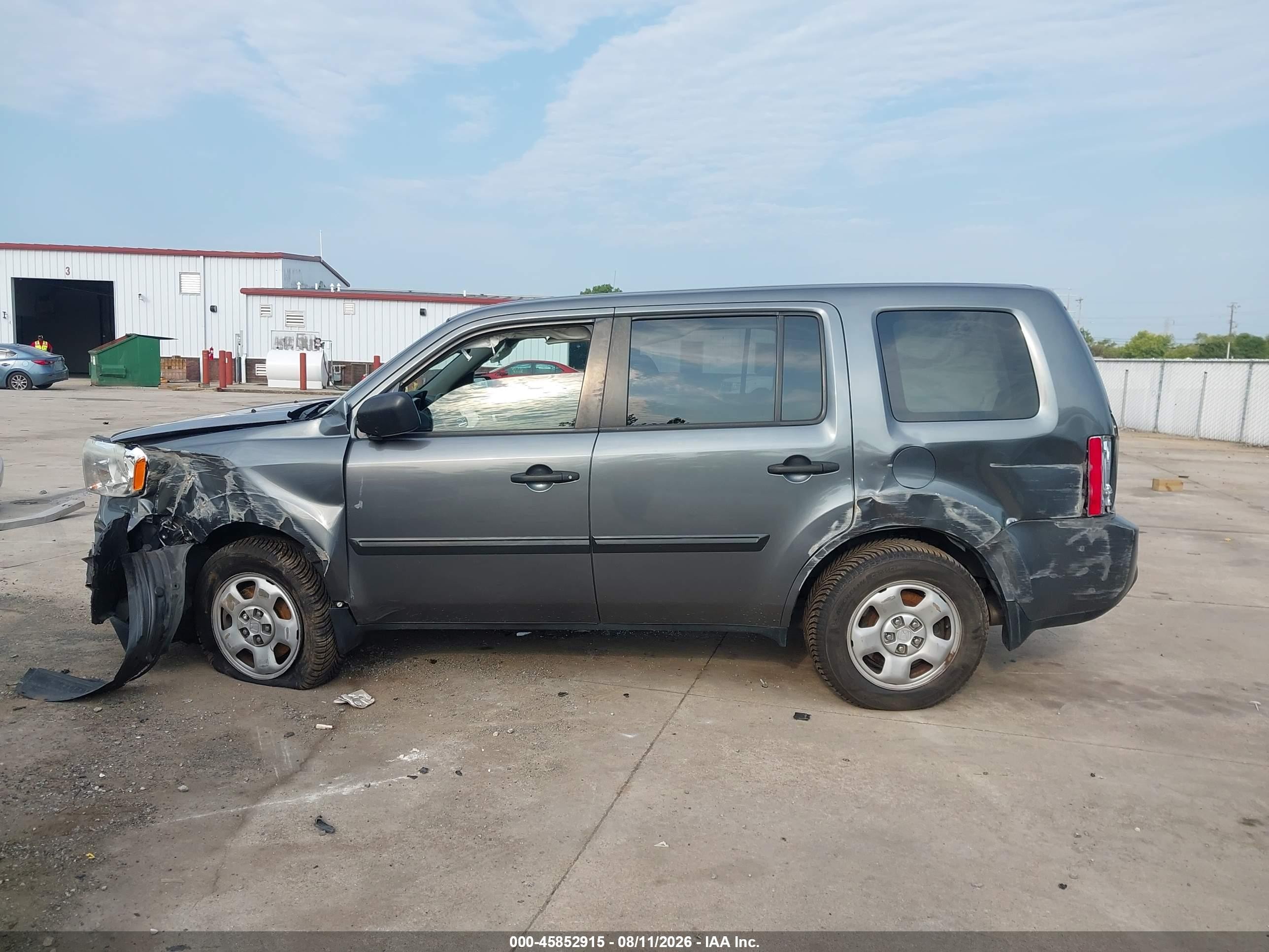 2013 Honda Pilot Lx Серый vin: 5FNYF3H21DB031032