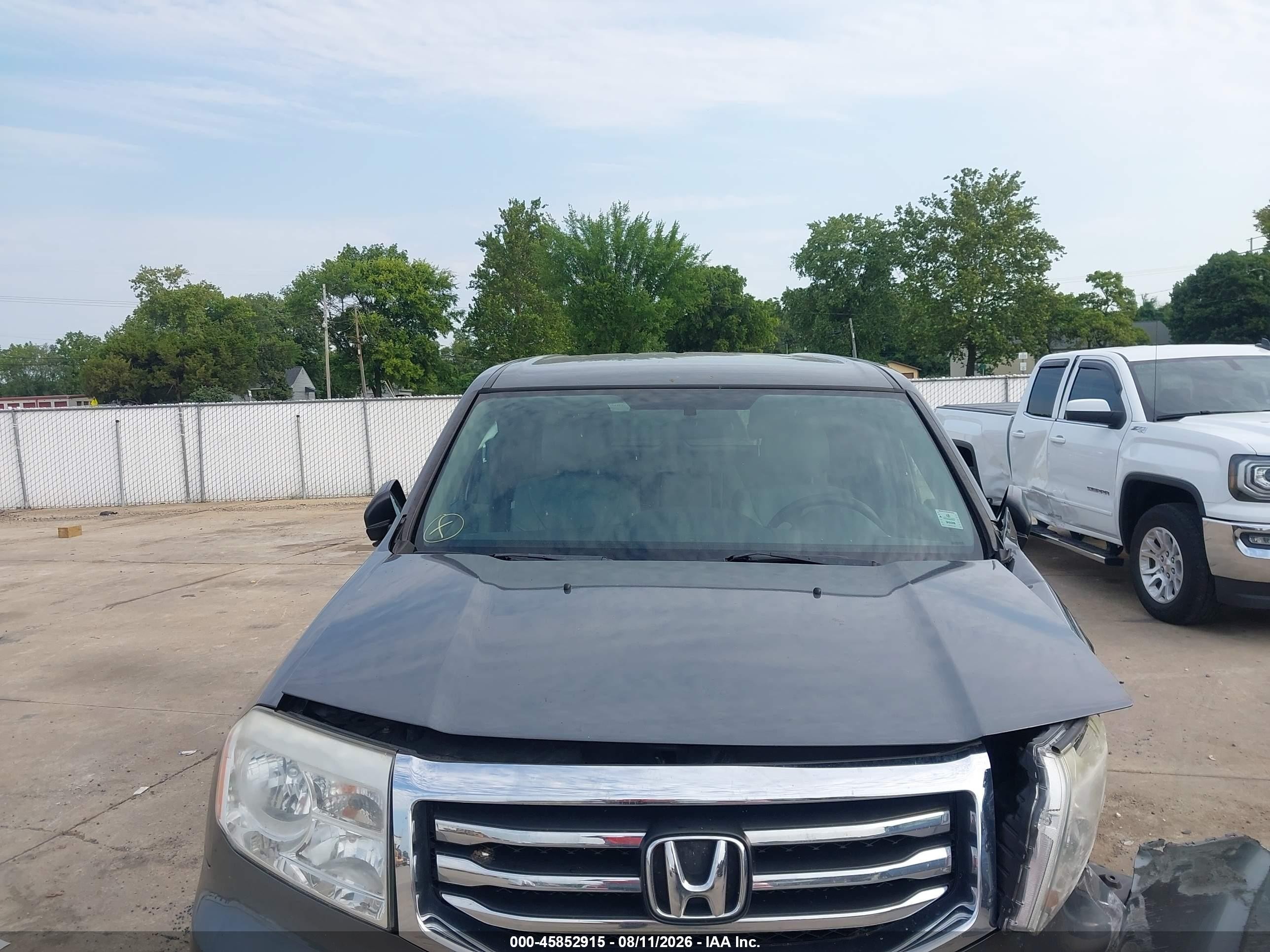 2013 Honda Pilot Lx Серый vin: 5FNYF3H21DB031032