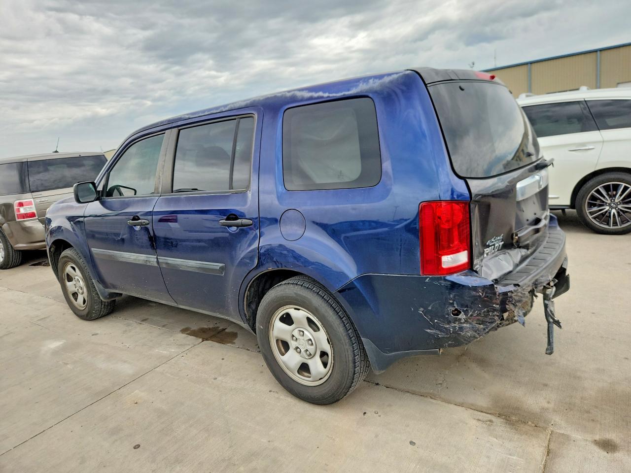2013 Honda Pilot Lx Blue vin: 5FNYF3H21DB035355