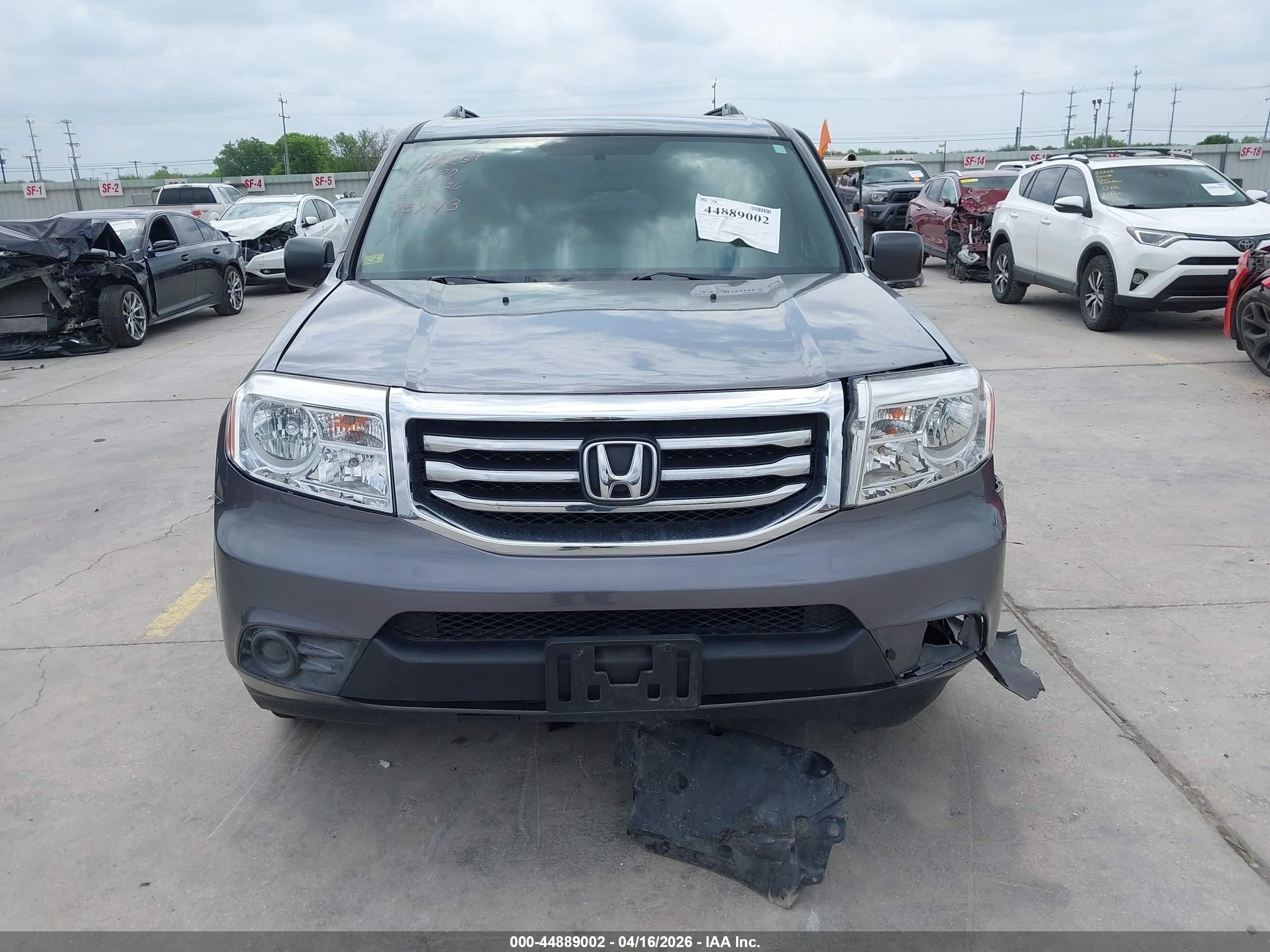 2014 Honda Pilot Lx Gray vin: 5FNYF3H21EB007055