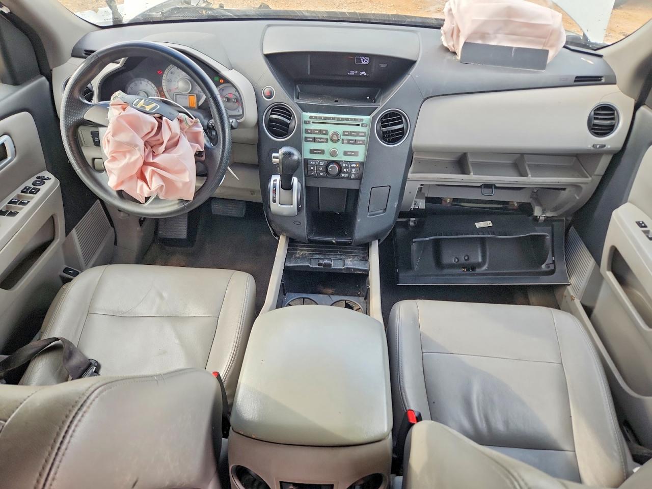 2011 Honda Pilot Lx White vin: 5FNYF3H22BB025897