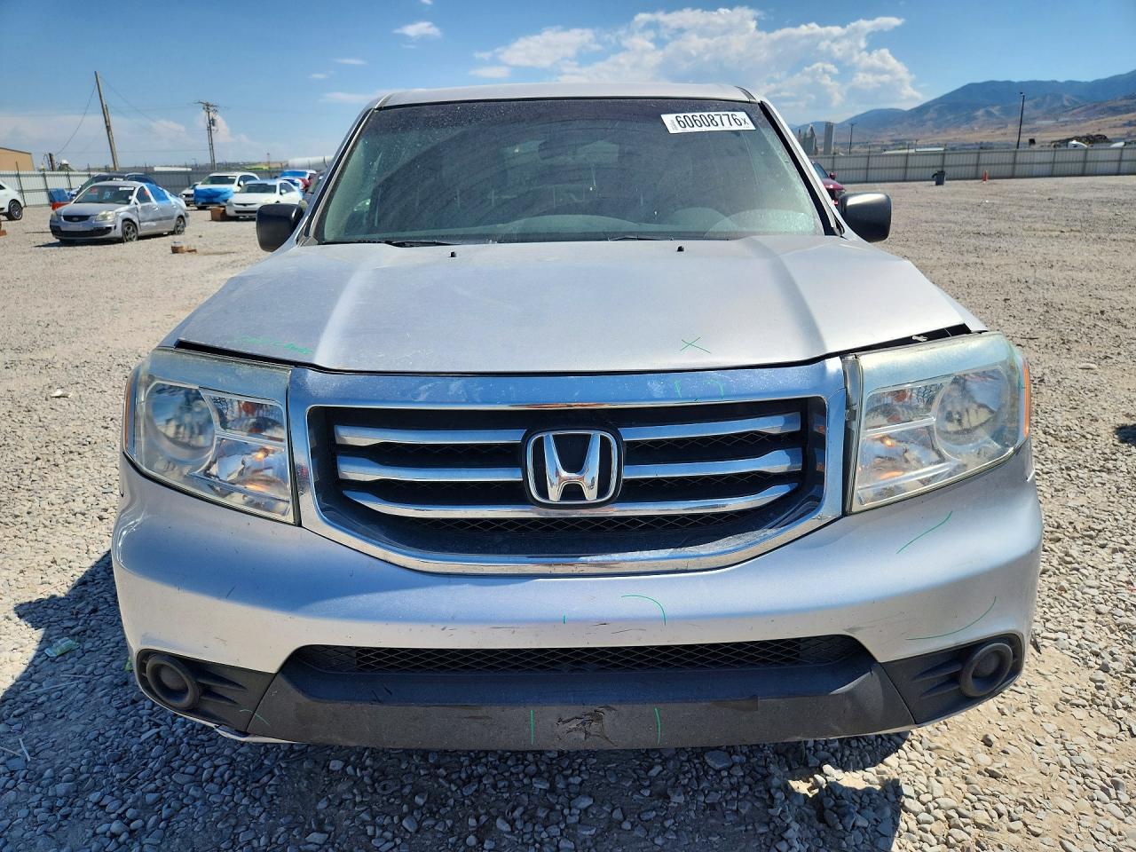 2012 Honda Pilot Lx Silver vin: 5FNYF3H22CB035394