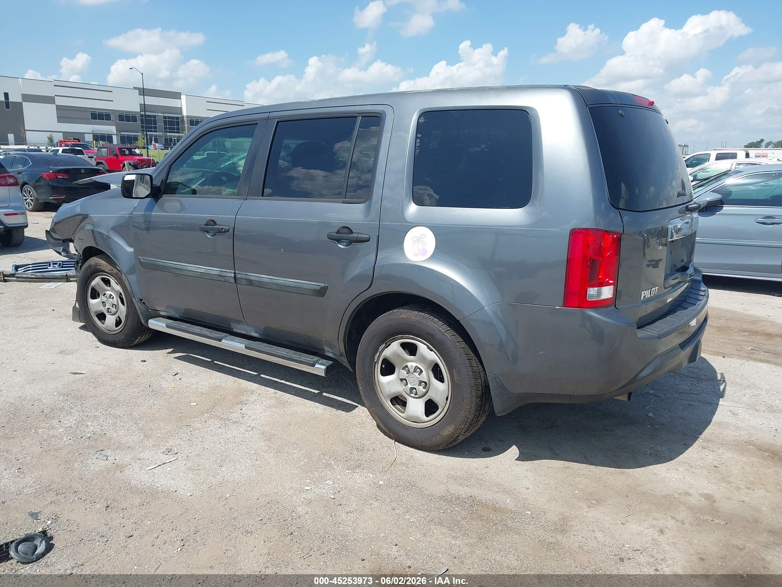 2013 Honda Pilot Lx Серый vin: 5FNYF3H22DB036434