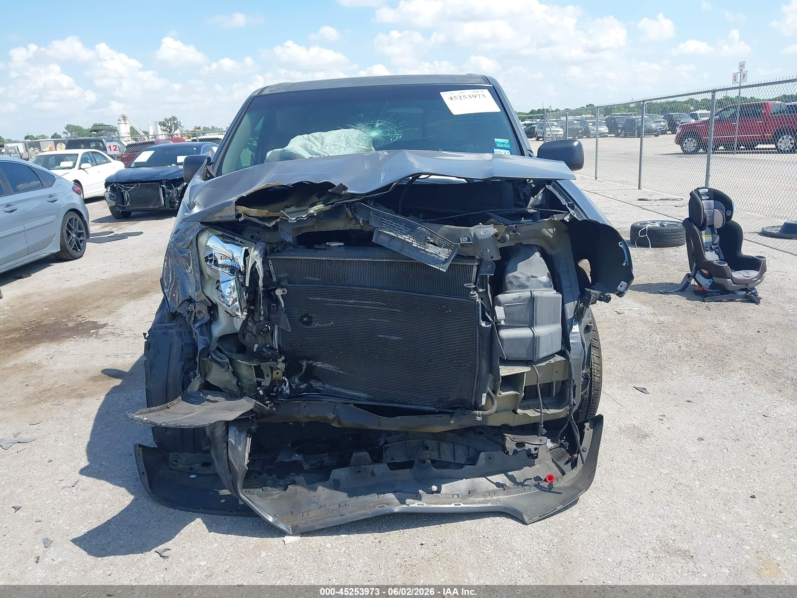 2013 Honda Pilot Lx Серый vin: 5FNYF3H22DB036434