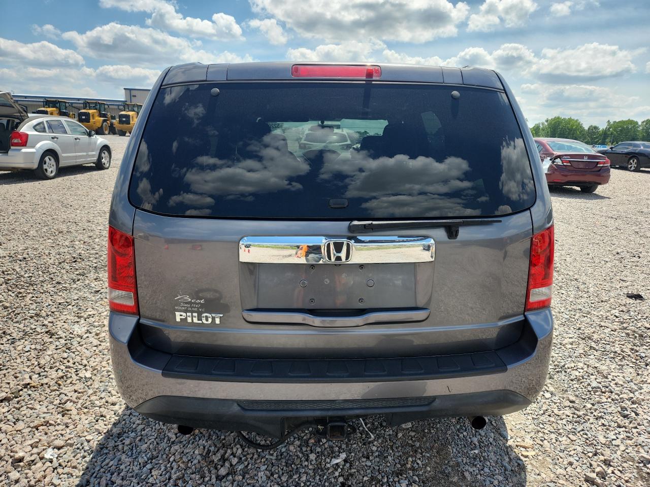 2015 Honda Pilot Lx Серый vin: 5FNYF3H22FB004120
