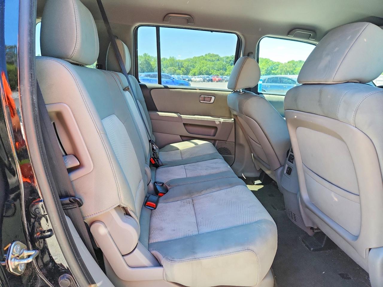 2015 Honda Pilot Lx Black vin: 5FNYF3H22FB015344