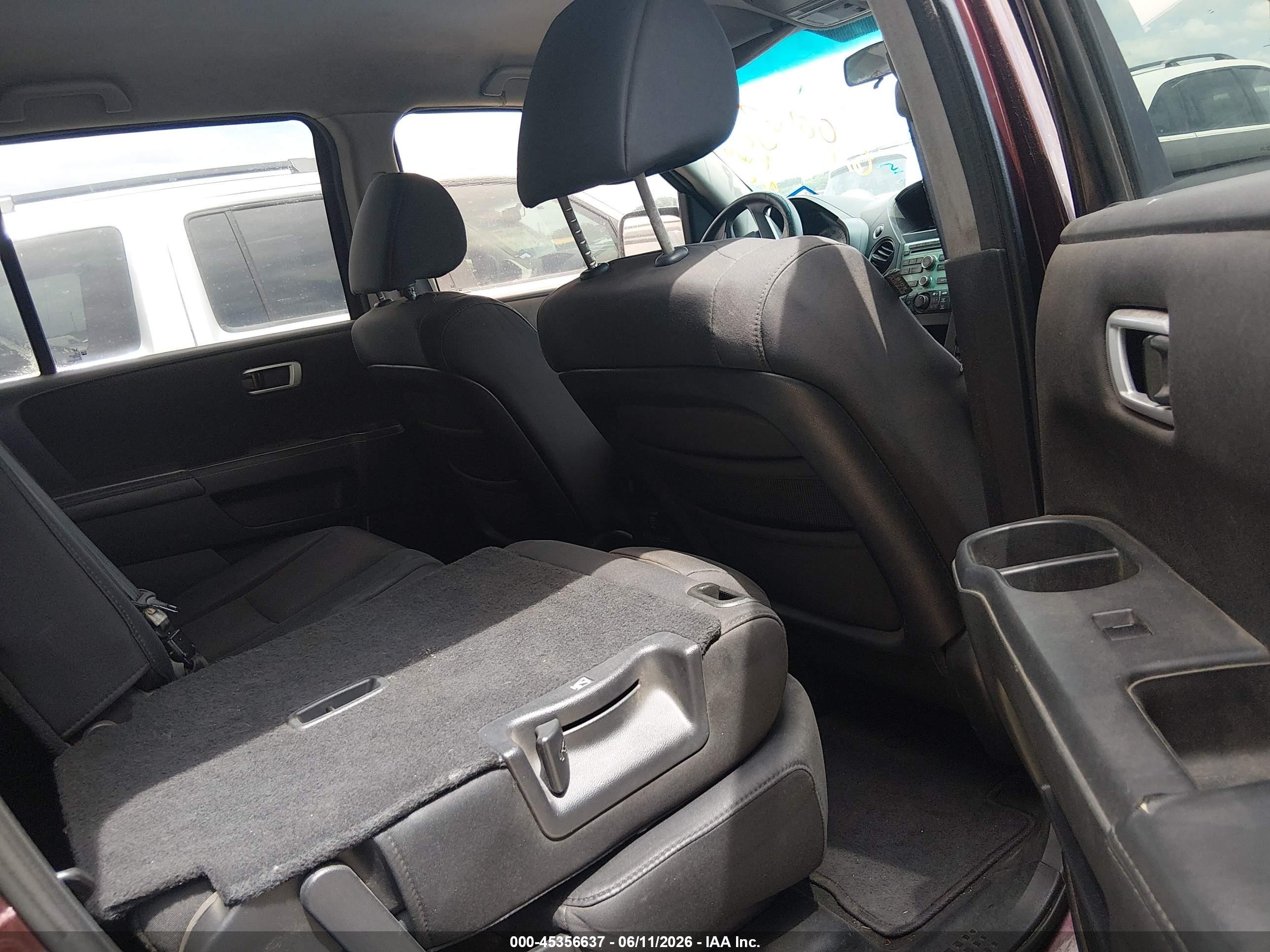 2010 Honda Pilot Lx Burgundy vin: 5FNYF3H23AB001672