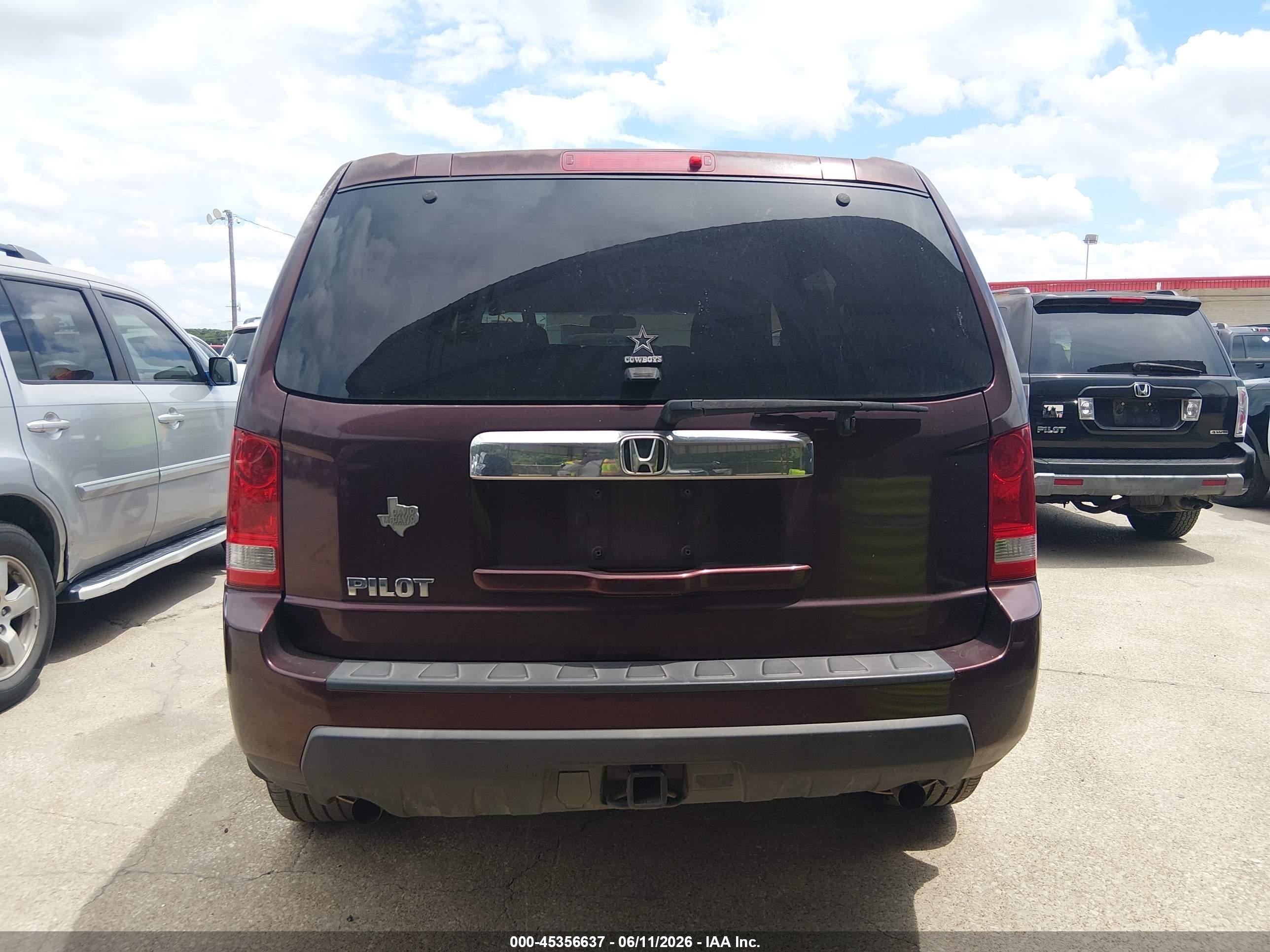 2010 Honda Pilot Lx Burgundy vin: 5FNYF3H23AB001672