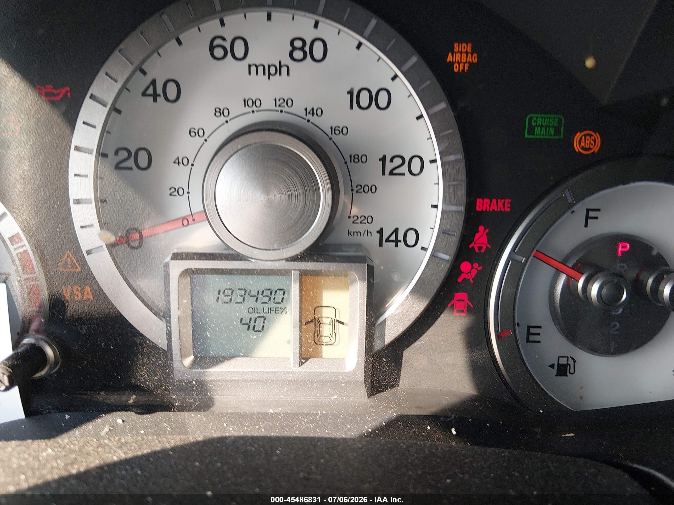 2011 Honda Pilot Lx Silver vin: 5FNYF3H23BB052753