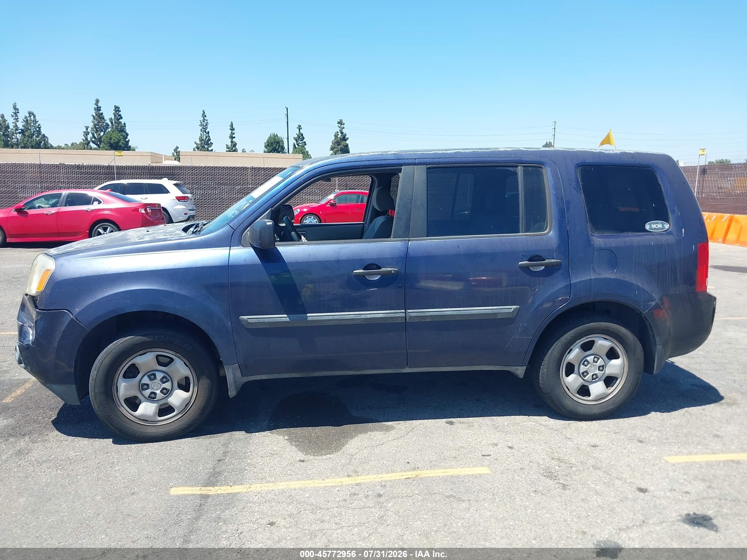 2013 Honda Pilot Lx Blue vin: 5FNYF3H23DB019609