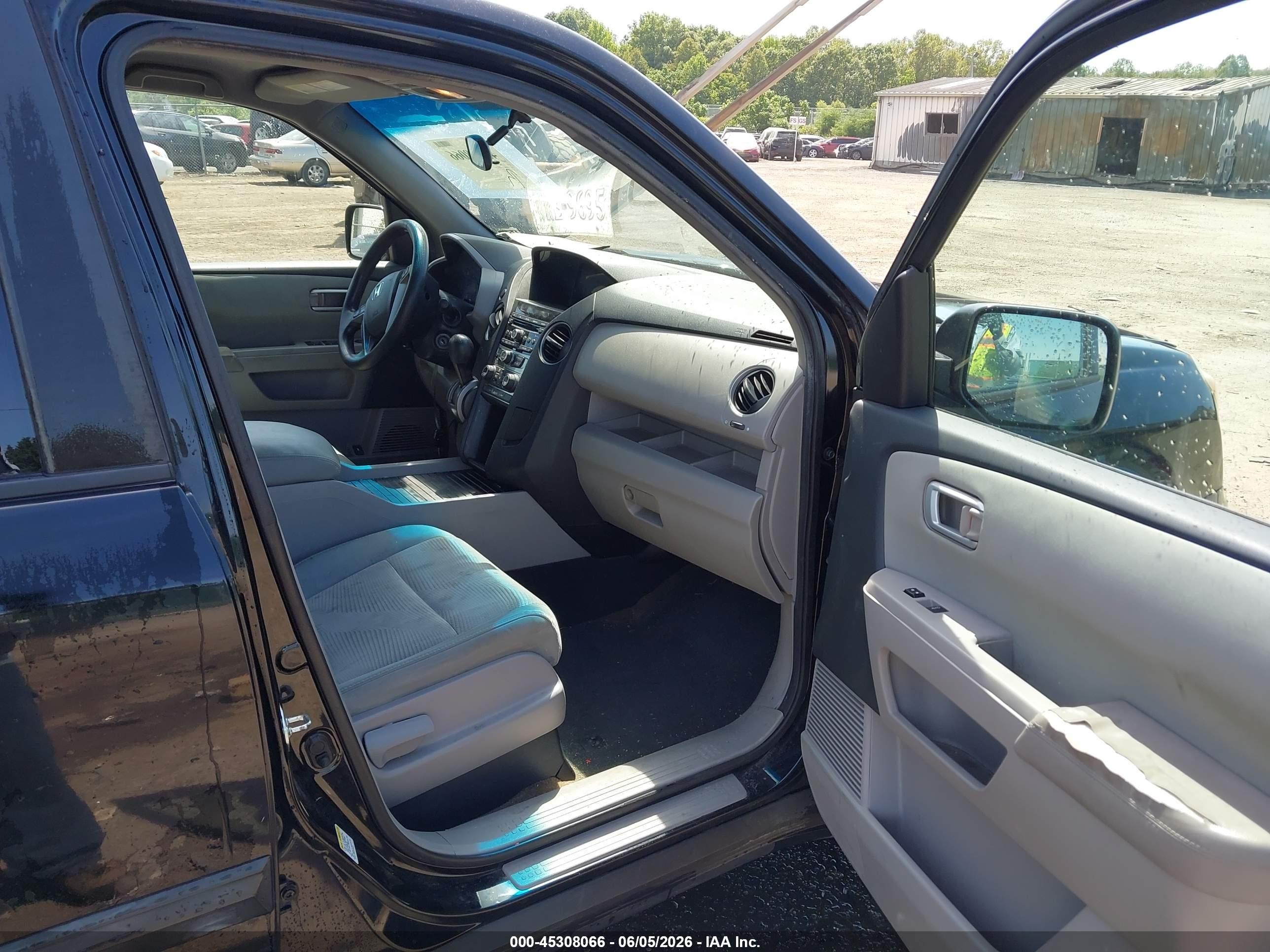 2013 Honda Pilot Lx Черный vin: 5FNYF3H23DB041951