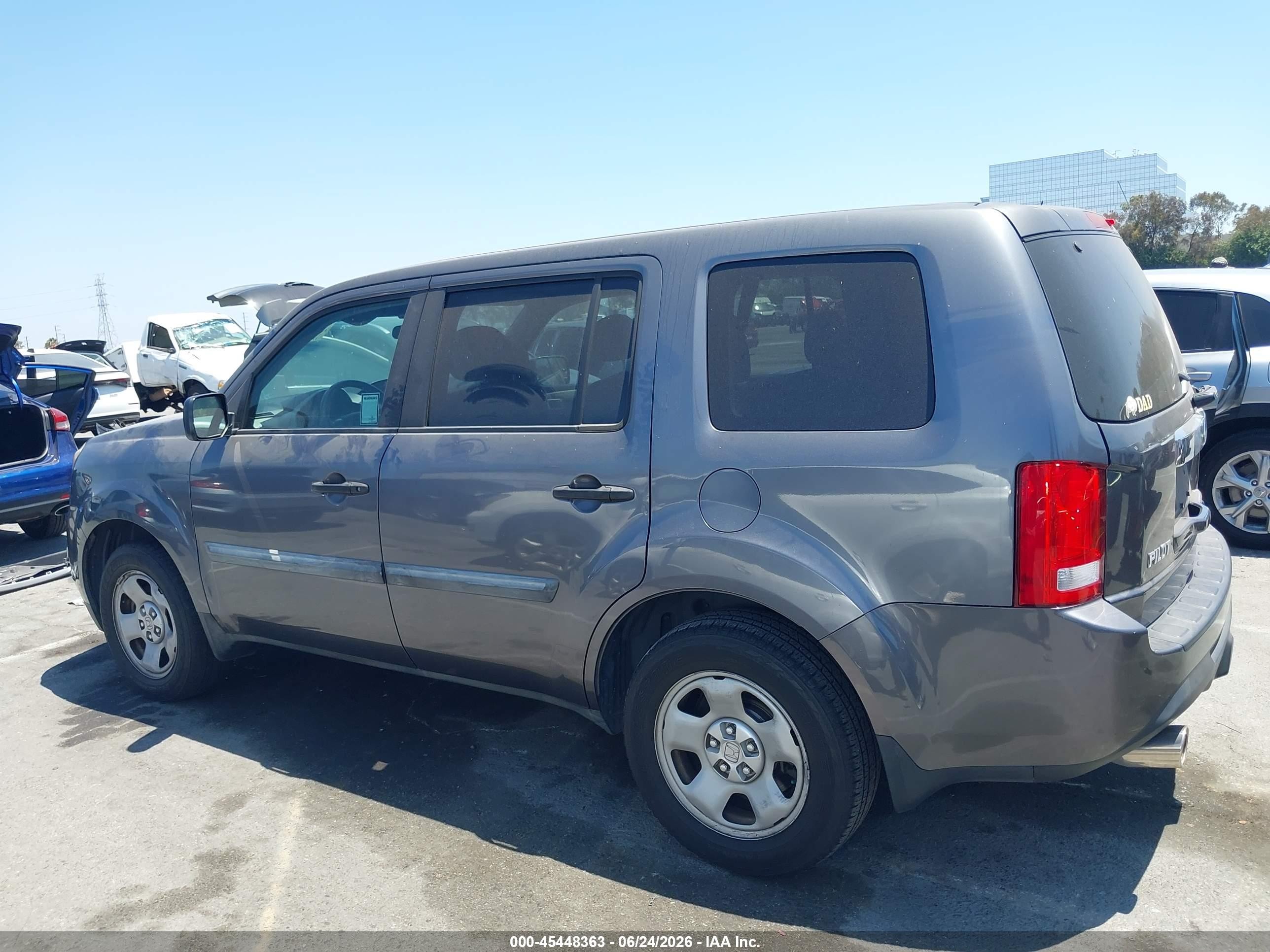 2014 Honda Pilot Lx Gray vin: 5FNYF3H23EB016484