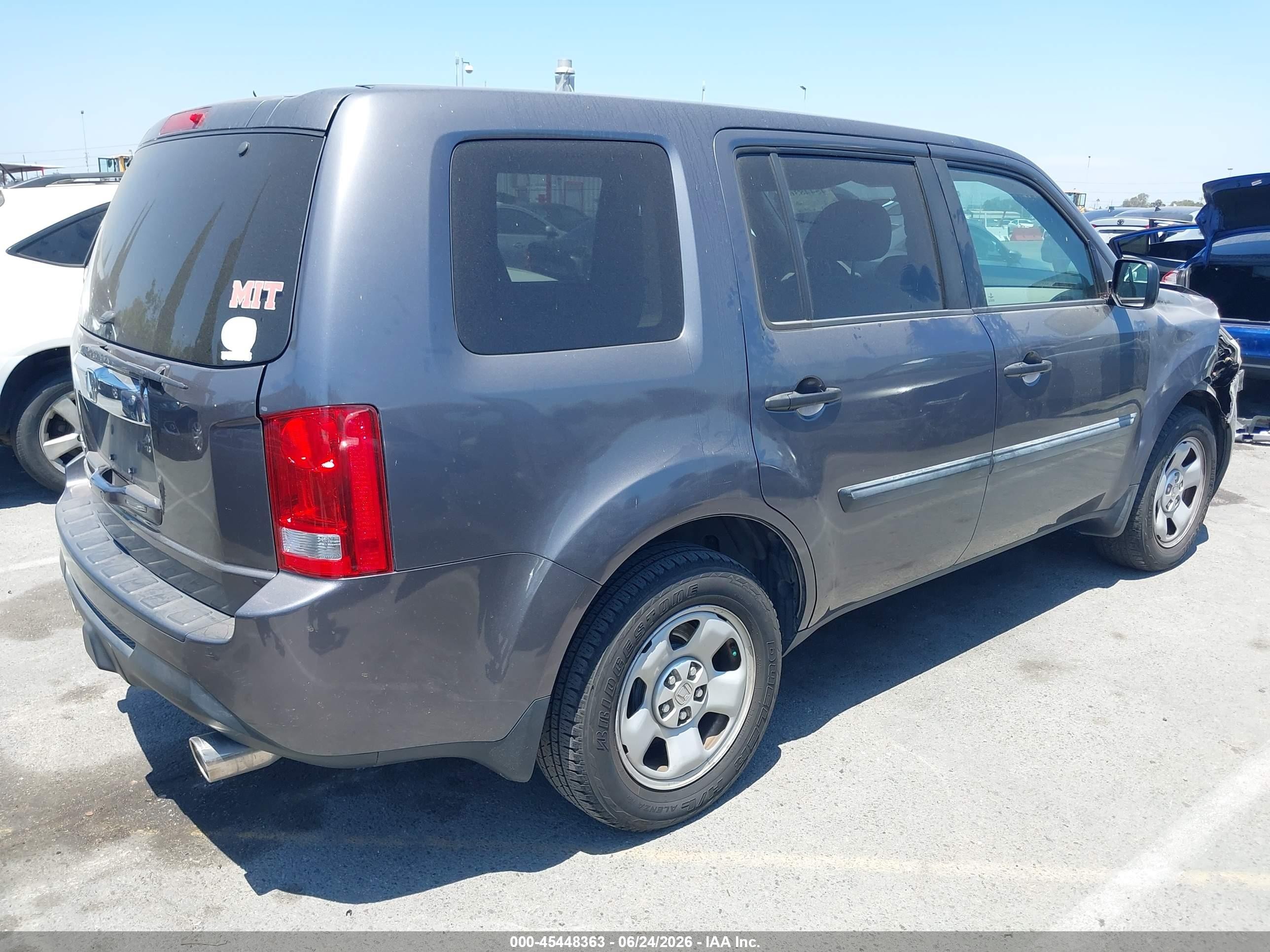 2014 Honda Pilot Lx Gray vin: 5FNYF3H23EB016484