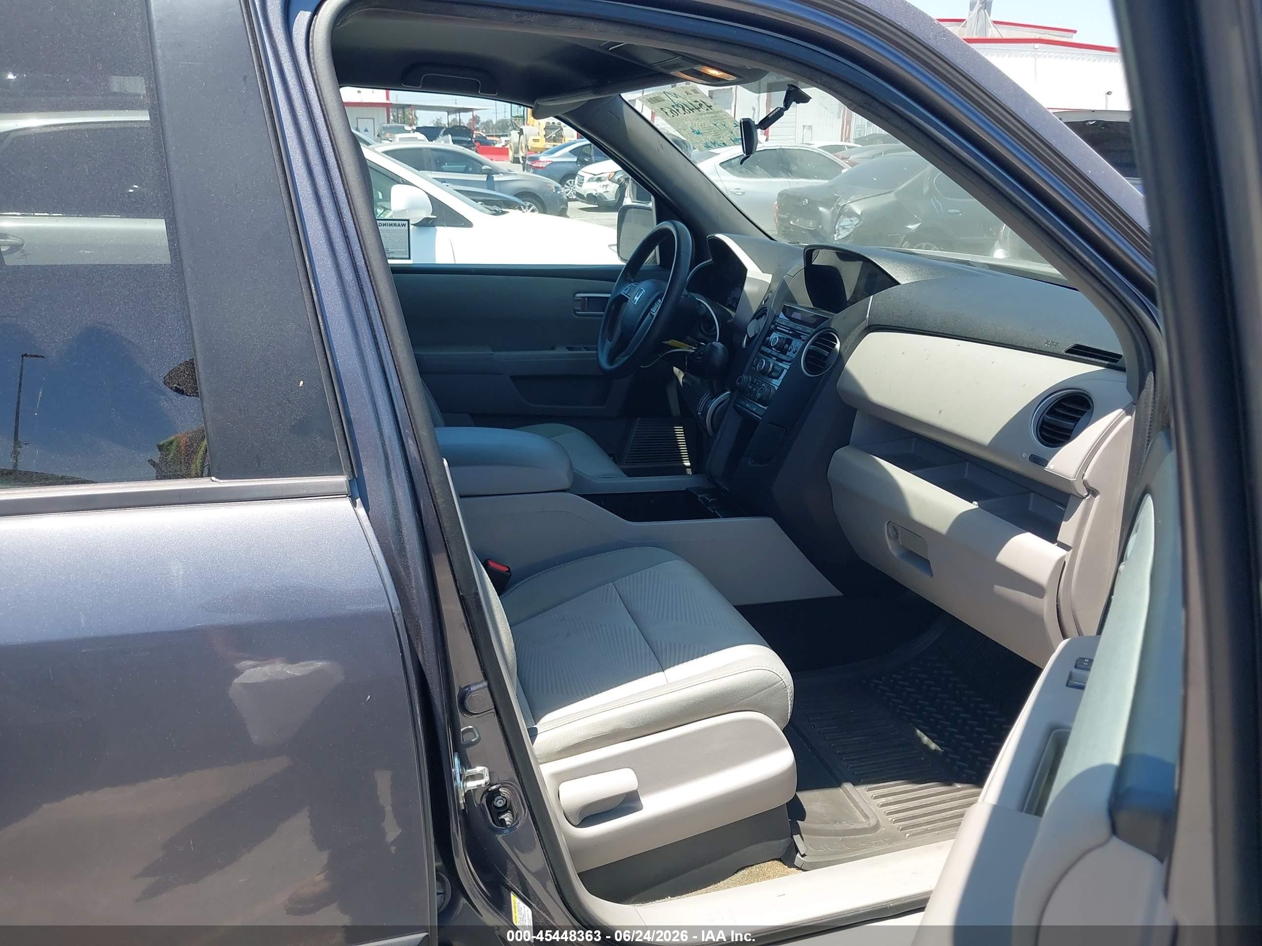 2014 Honda Pilot Lx Gray vin: 5FNYF3H23EB016484