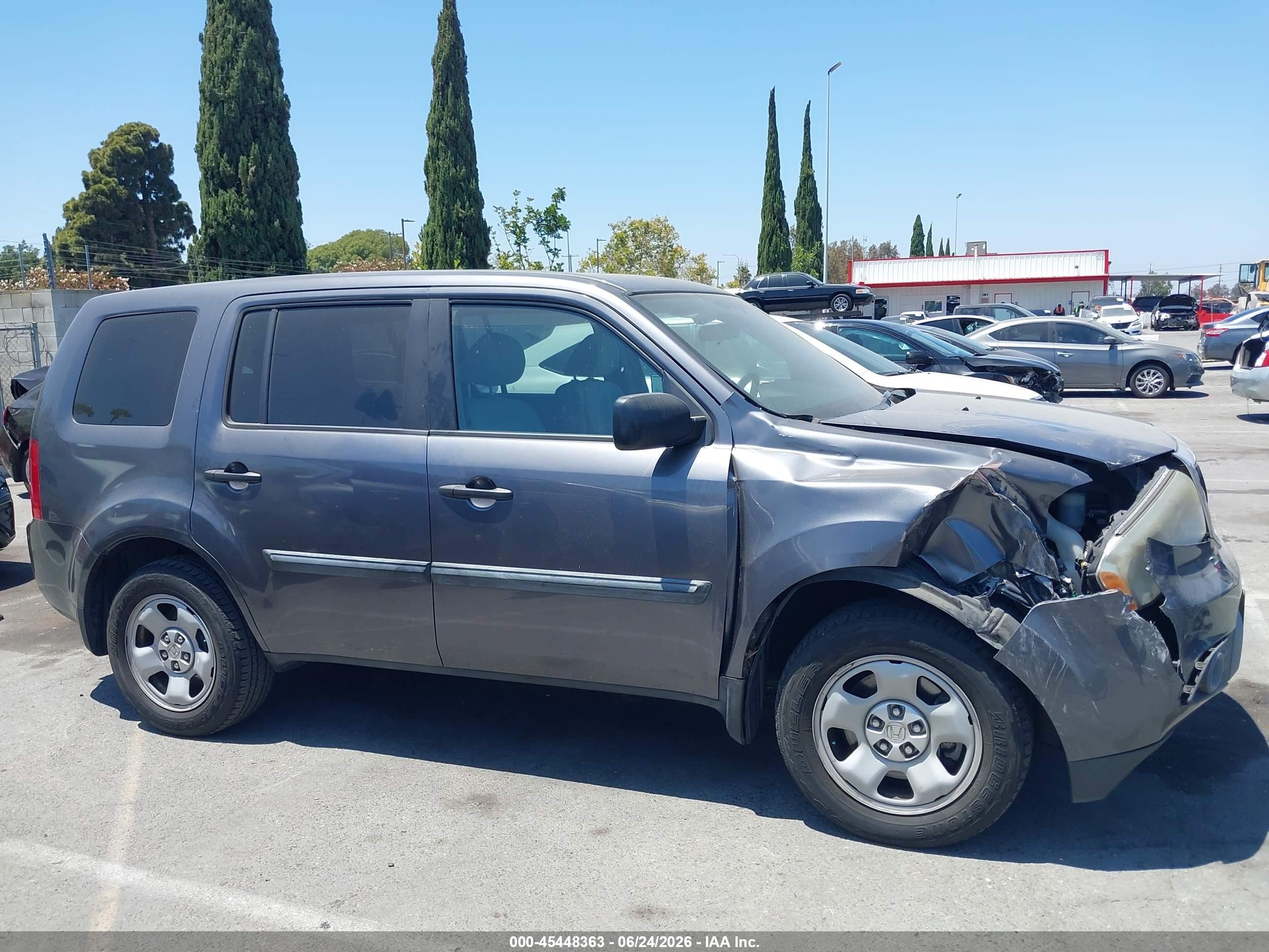 2014 Honda Pilot Lx Gray vin: 5FNYF3H23EB016484