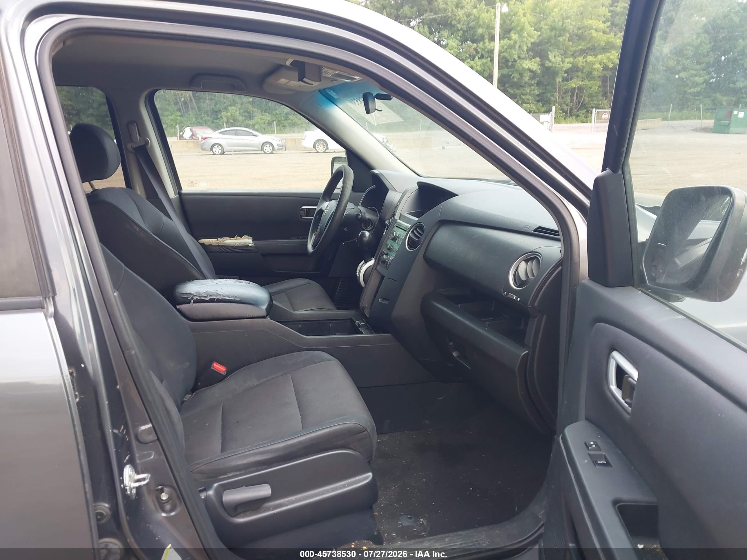 2010 Honda Pilot Lx Gray vin: 5FNYF3H24AB010915
