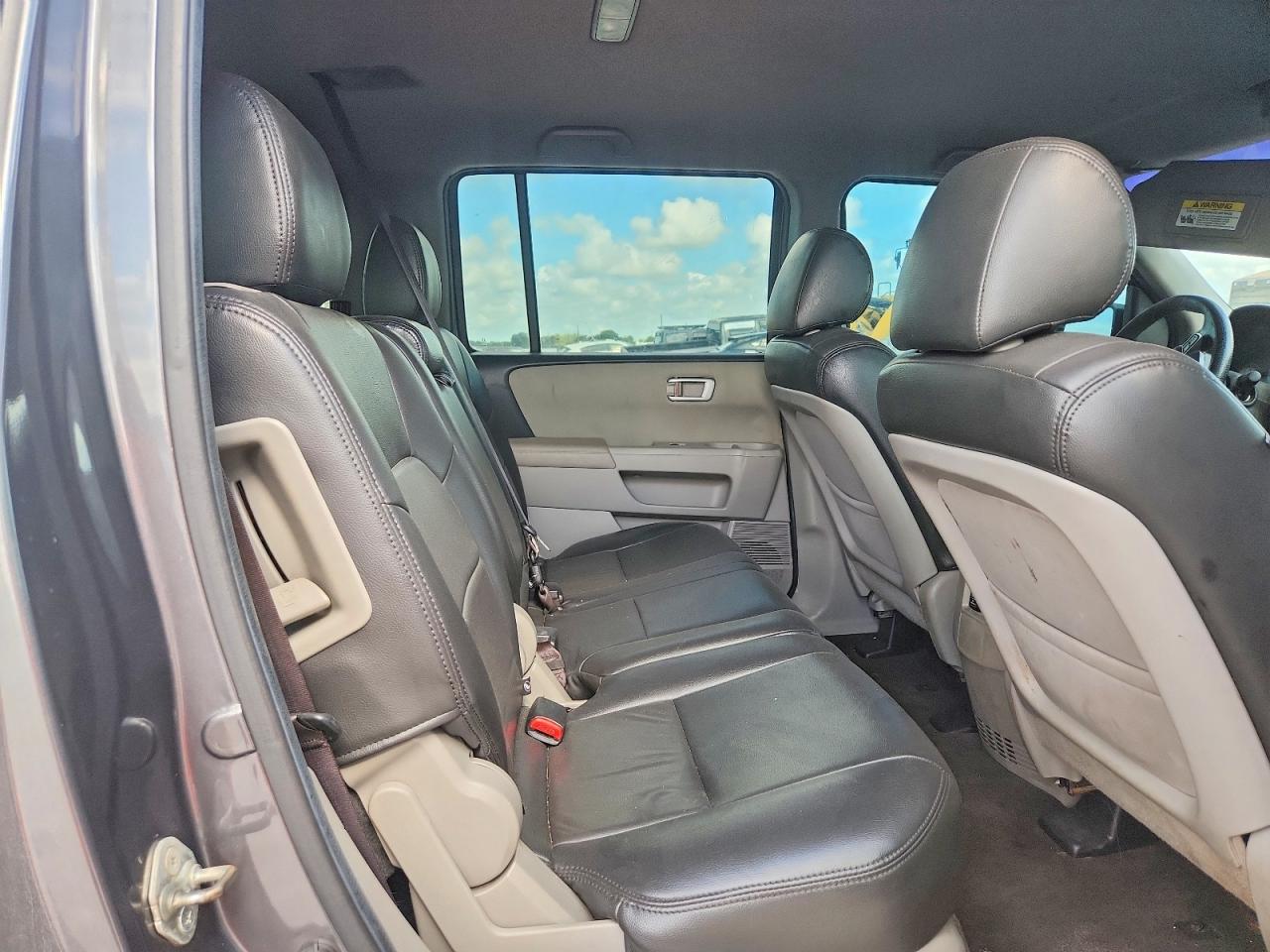 2012 Honda Pilot Lx Серый vin: 5FNYF3H24CB003353
