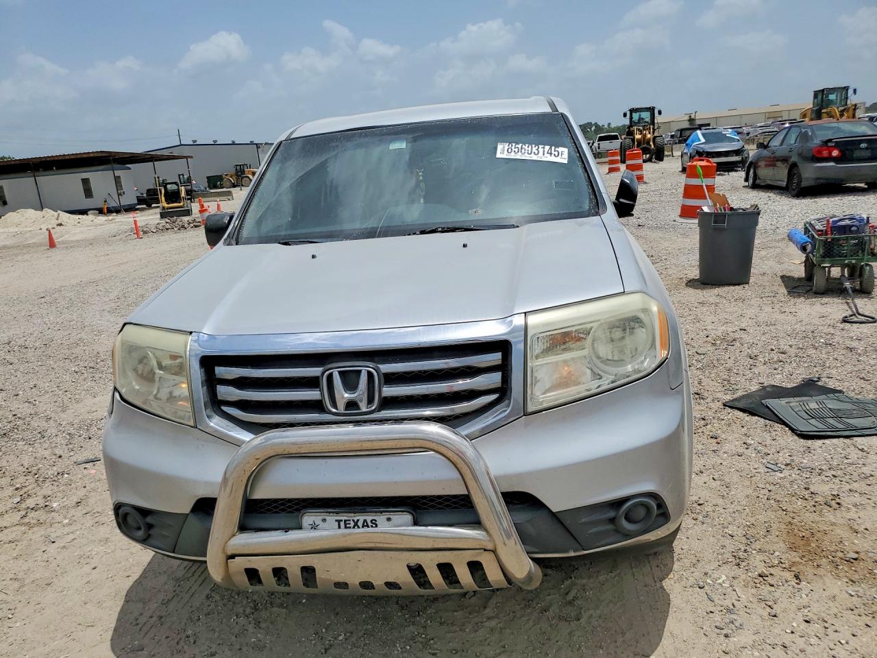 2013 Honda Pilot Lx Silver vin: 5FNYF3H24DB006982