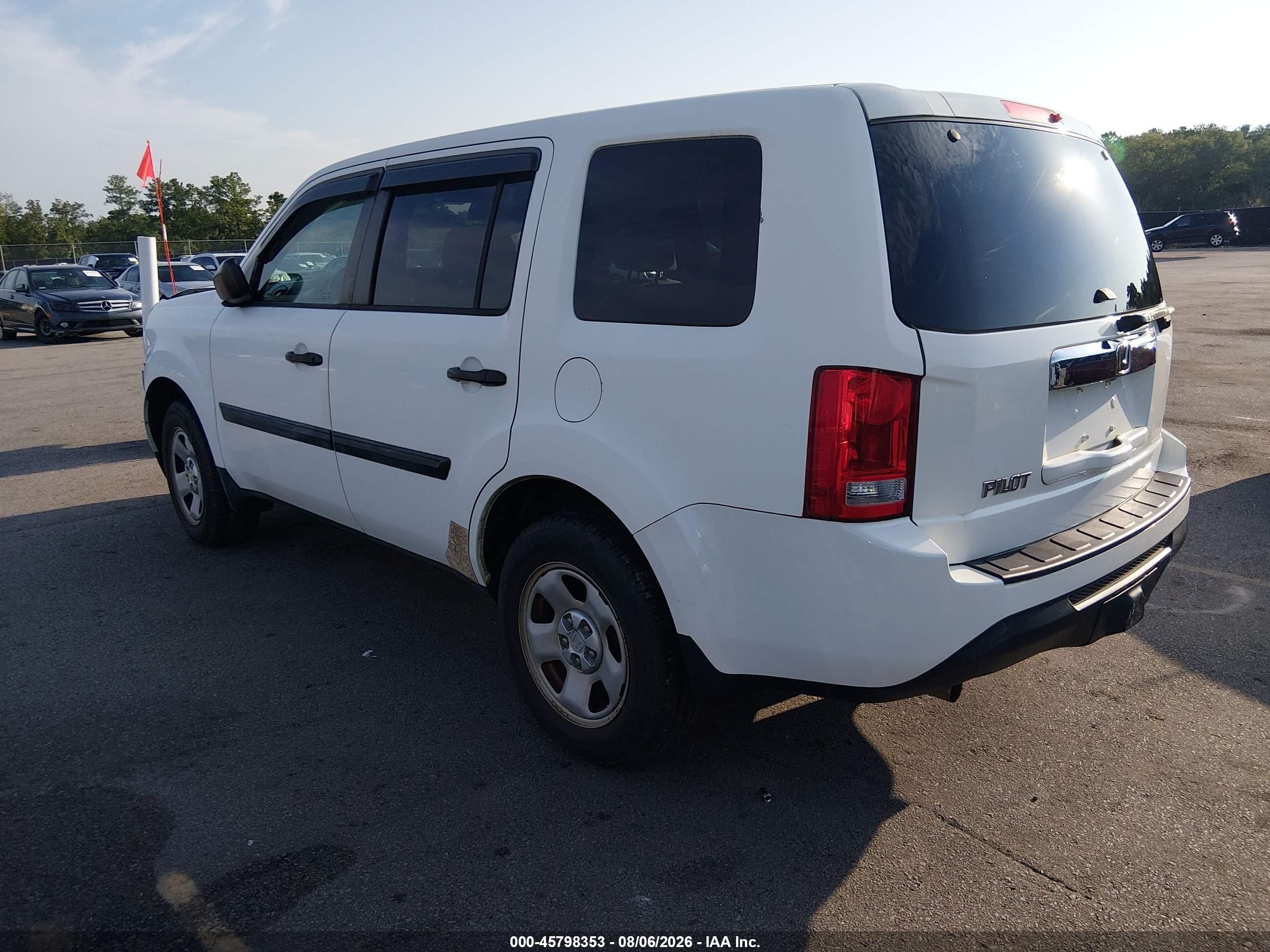 2013 Honda Pilot Lx Белый vin: 5FNYF3H24DB042834