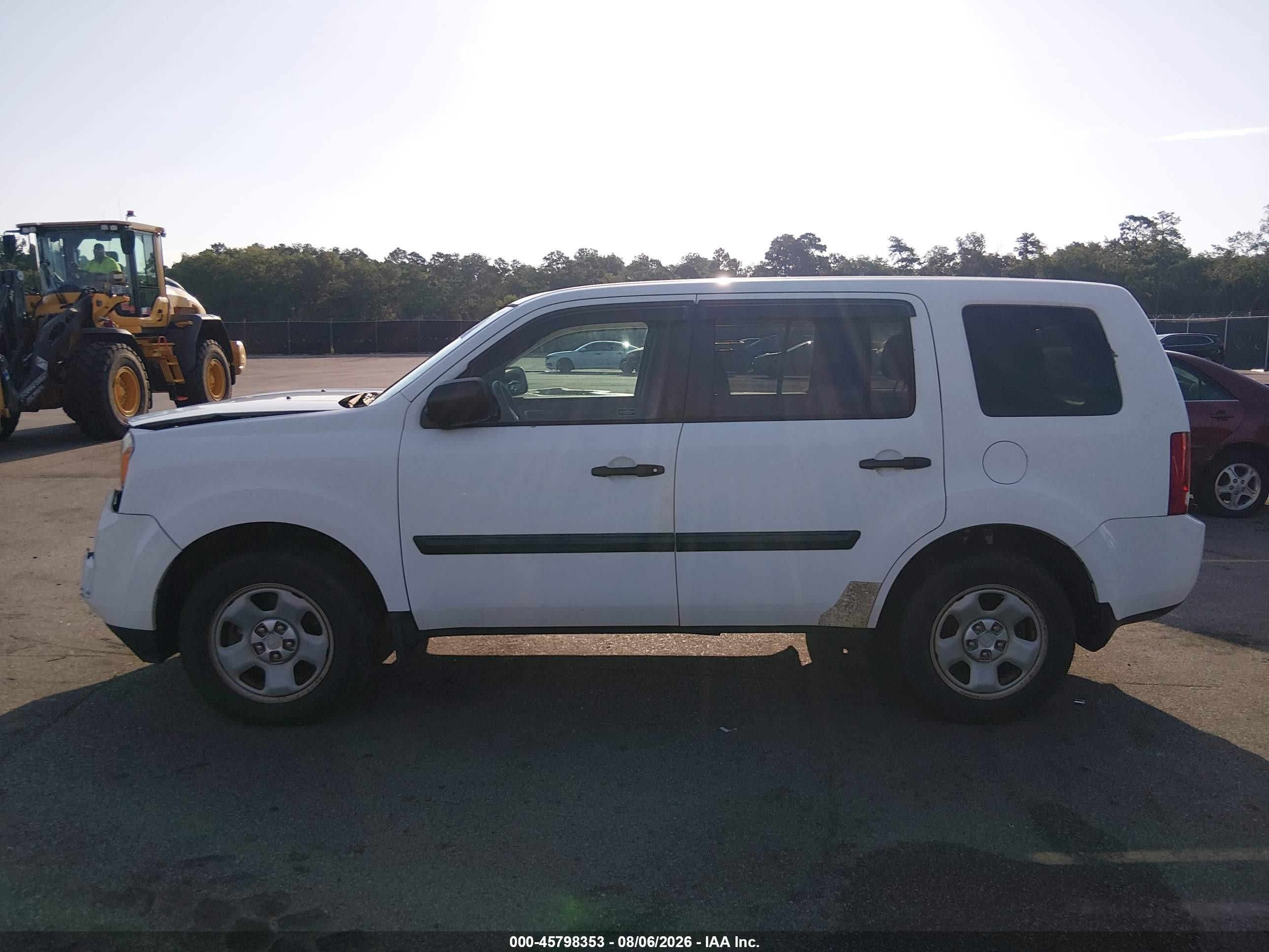 2013 Honda Pilot Lx Белый vin: 5FNYF3H24DB042834