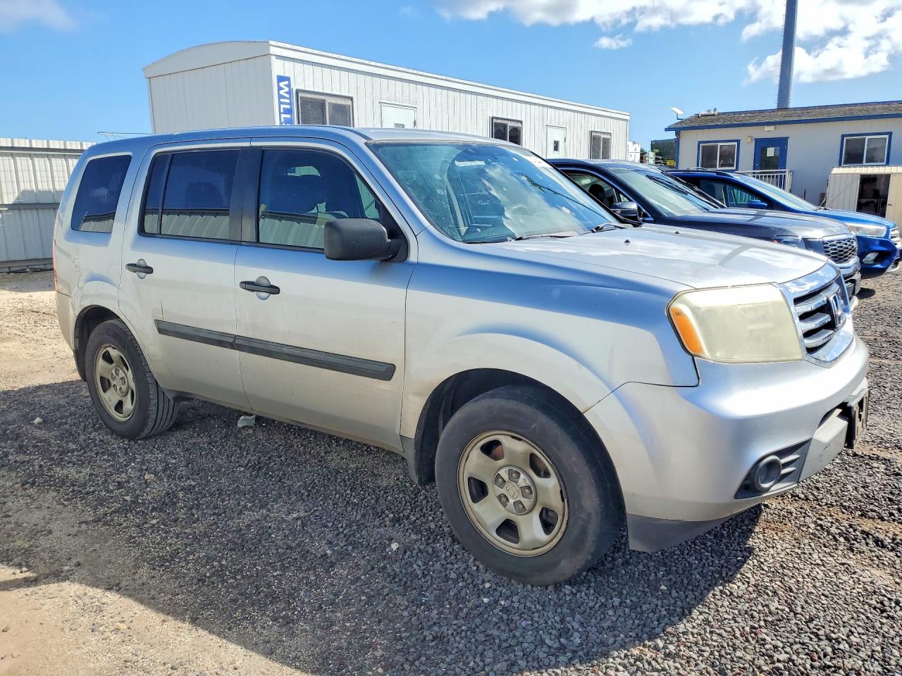 2014 Honda Pilot Lx Silver vin: 5FNYF3H24EB014422