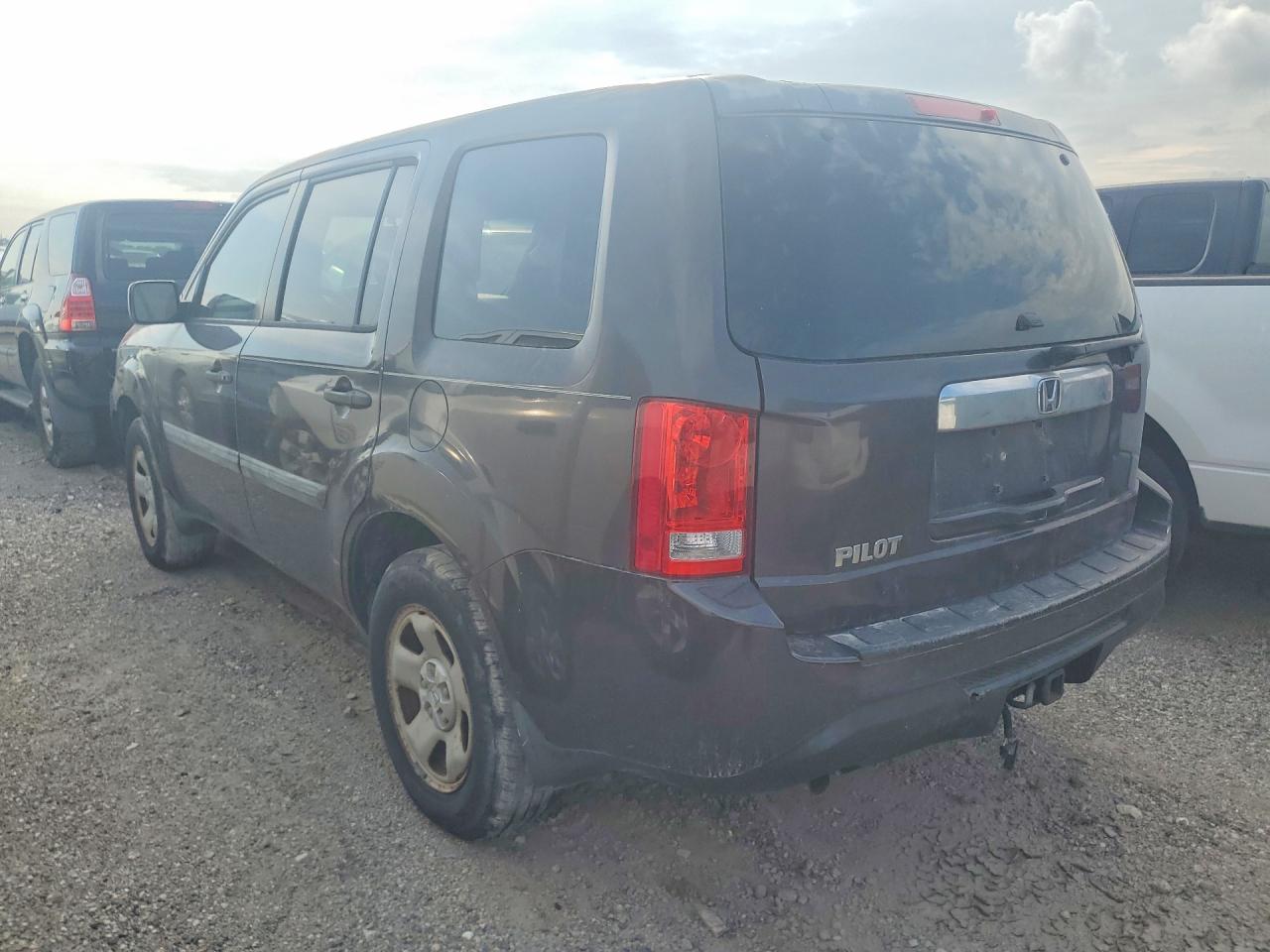 2014 Honda Pilot Lx Brown vin: 5FNYF3H24EB016154
