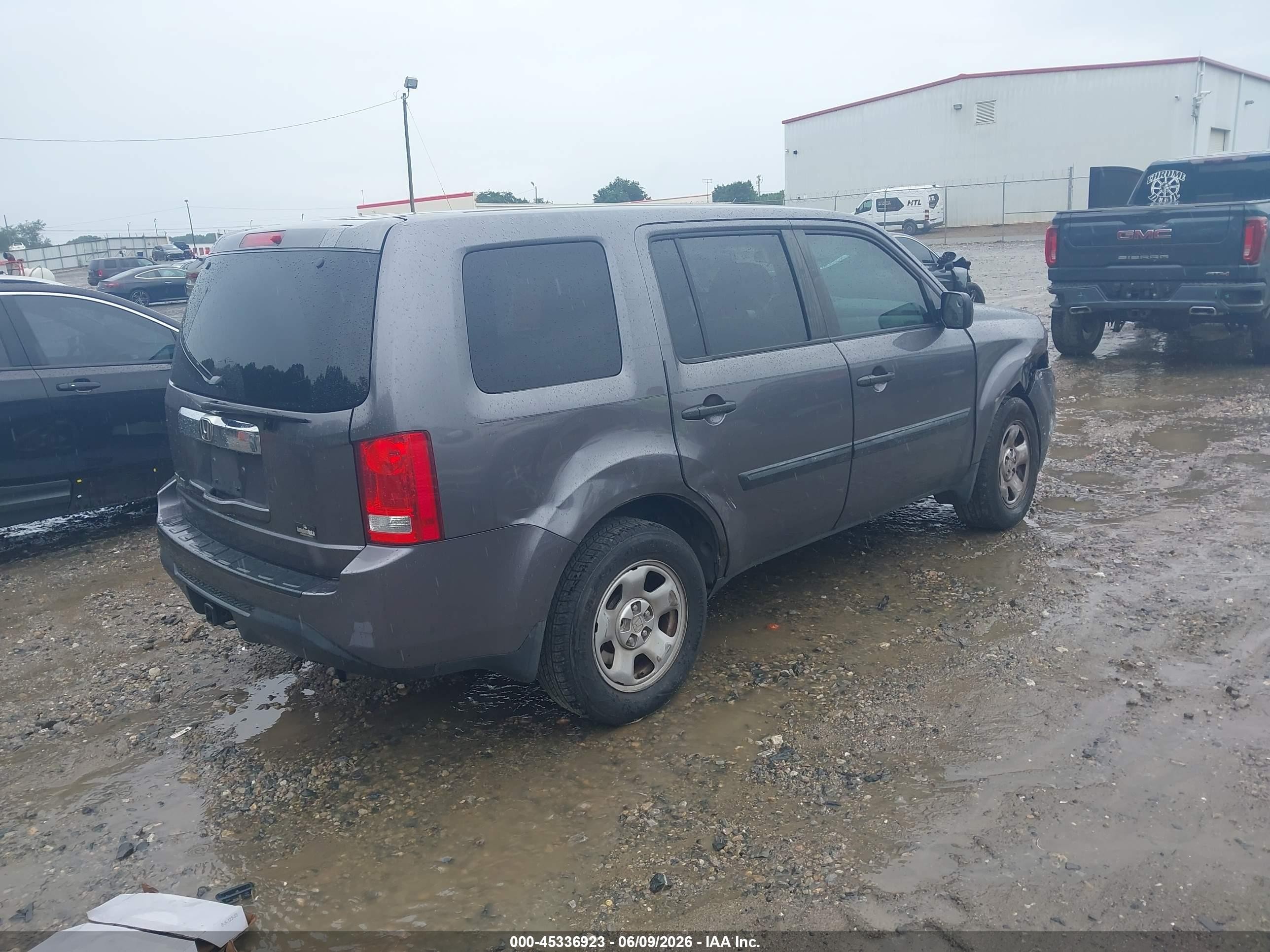 2015 Honda Pilot Lx Gray vin: 5FNYF3H24FB023705