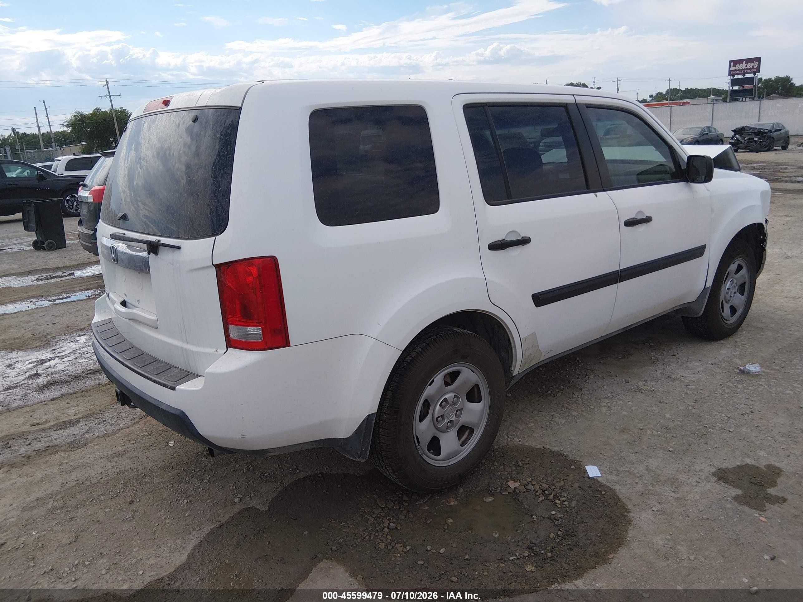 2010 Honda Pilot Lx White vin: 5FNYF3H25AB010793