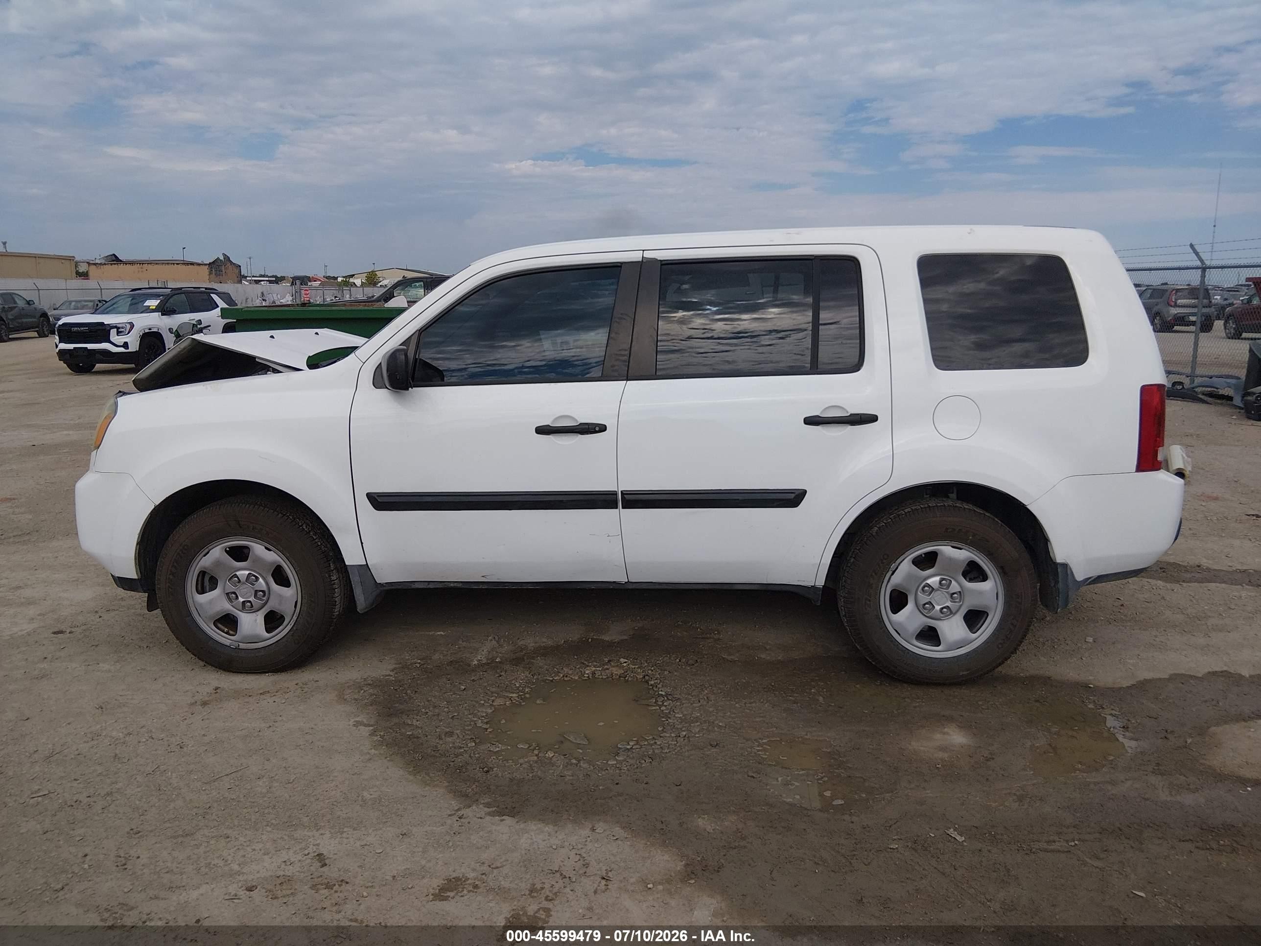 2010 Honda Pilot Lx White vin: 5FNYF3H25AB010793