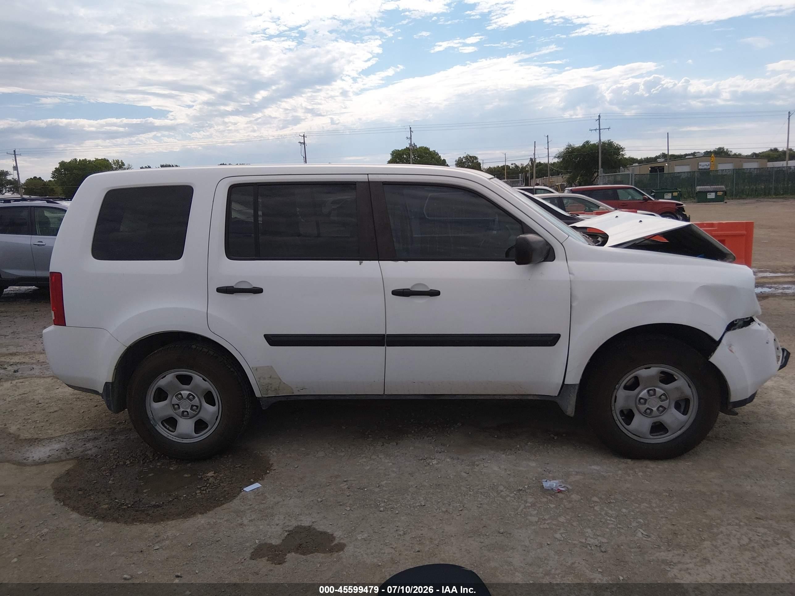 2010 Honda Pilot Lx White vin: 5FNYF3H25AB010793