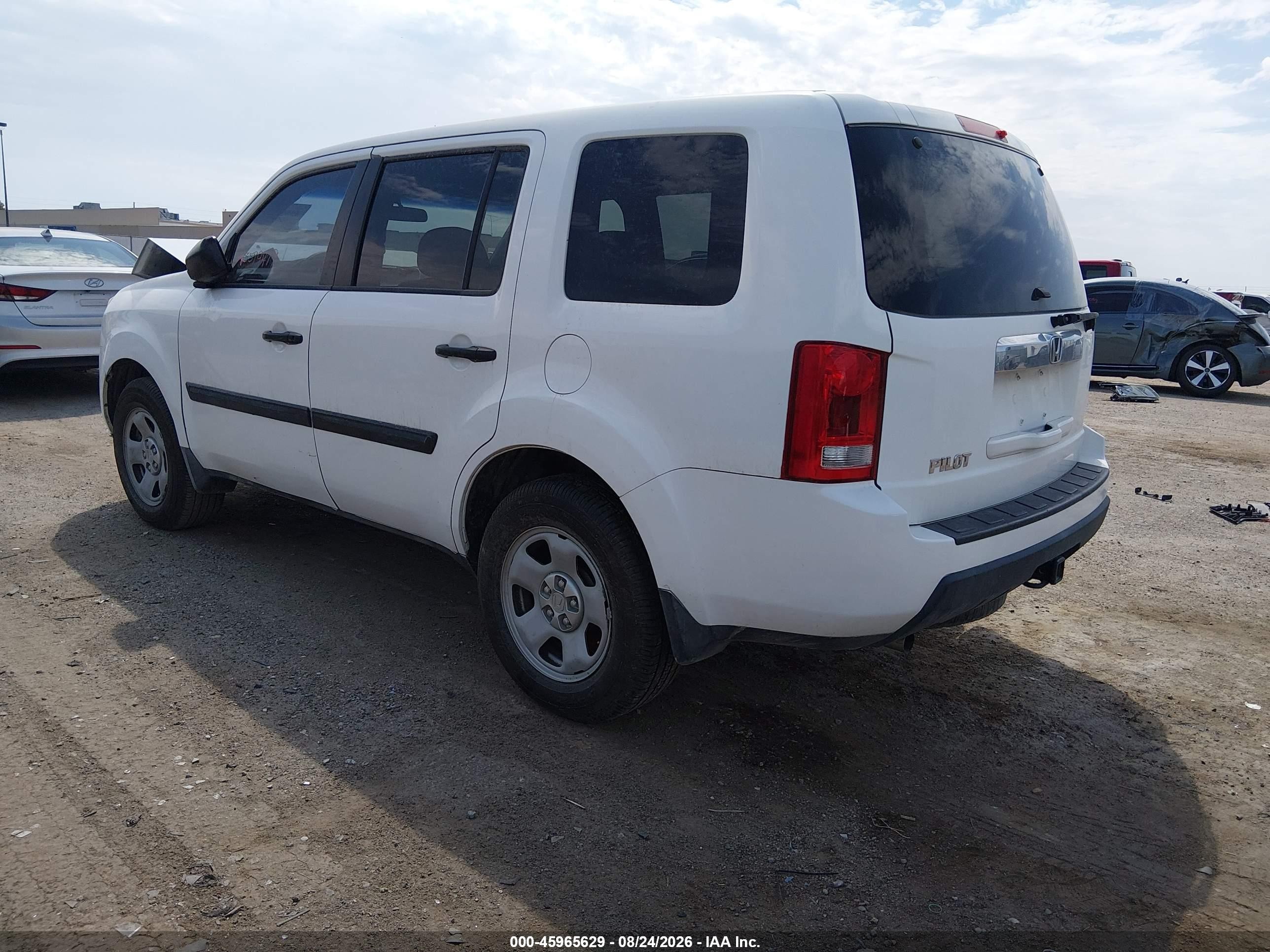 2010 Honda Pilot Lx White vin: 5FNYF3H25AB010793