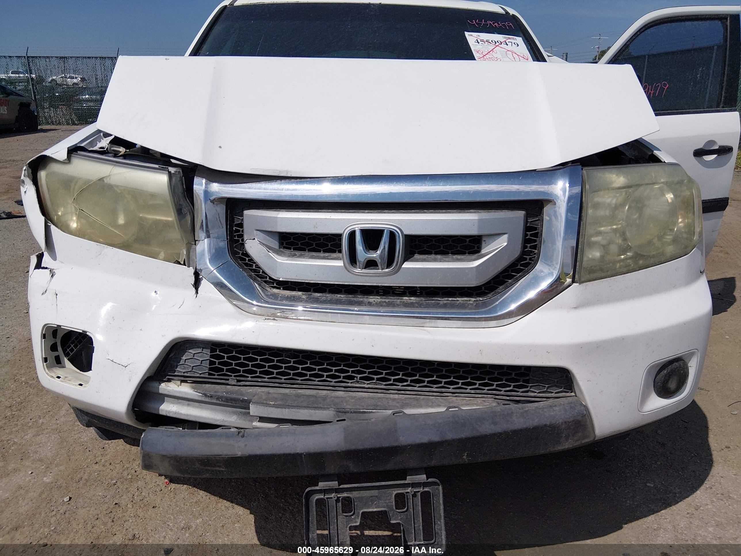 2010 Honda Pilot Lx White vin: 5FNYF3H25AB010793