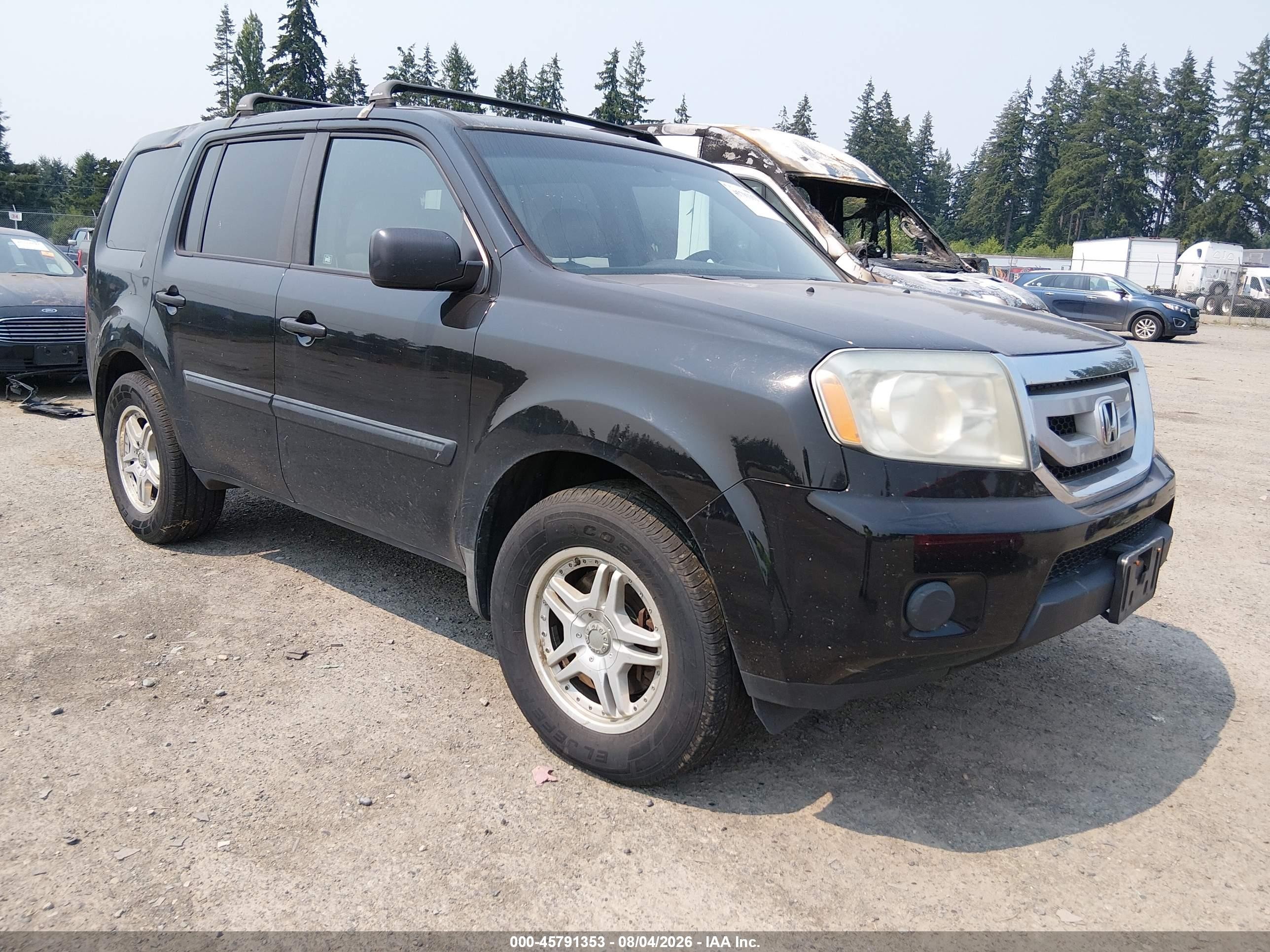 2010 Honda Pilot Lx Black vin: 5FNYF3H25AB014925