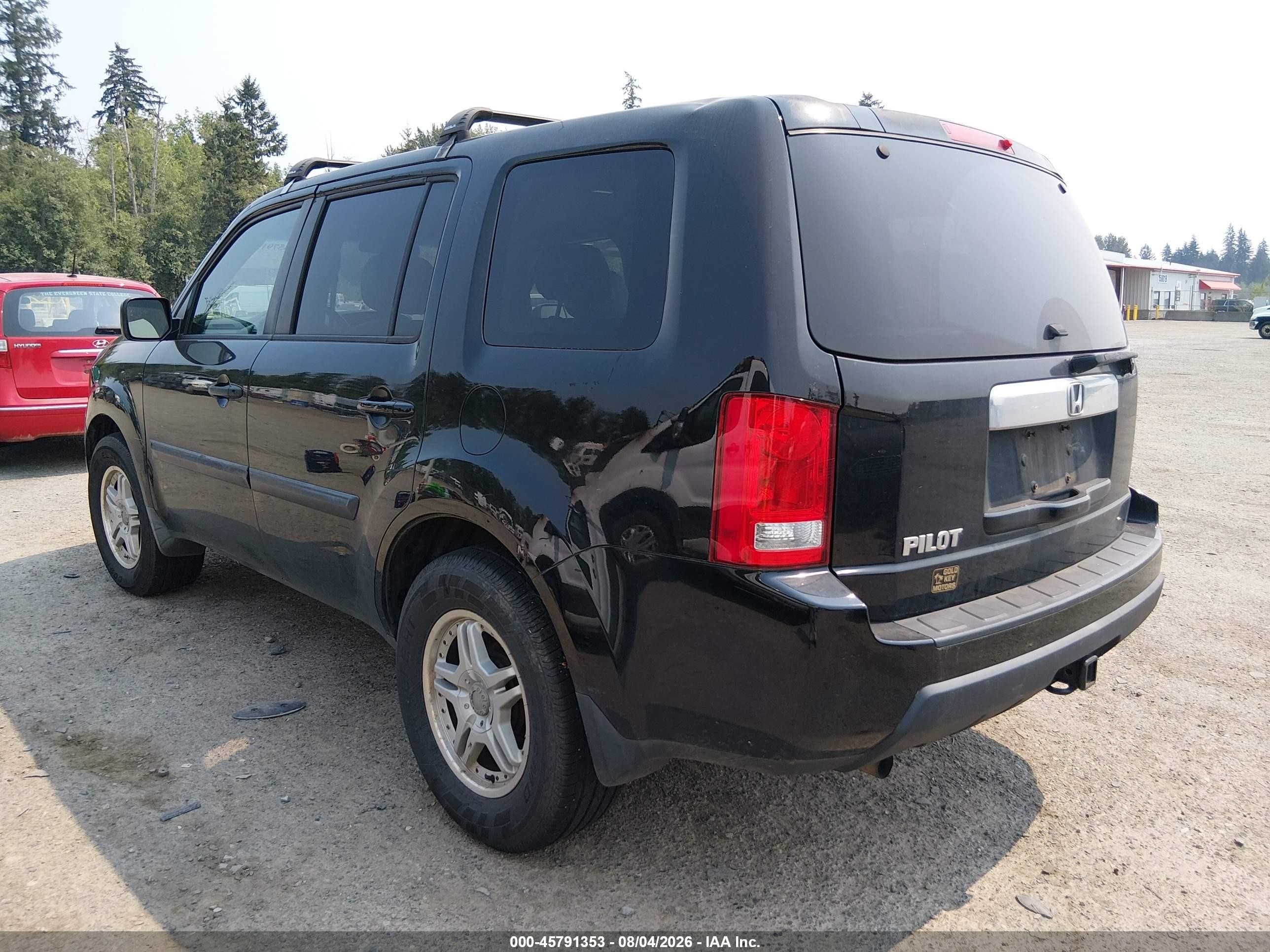 2010 Honda Pilot Lx Black vin: 5FNYF3H25AB014925
