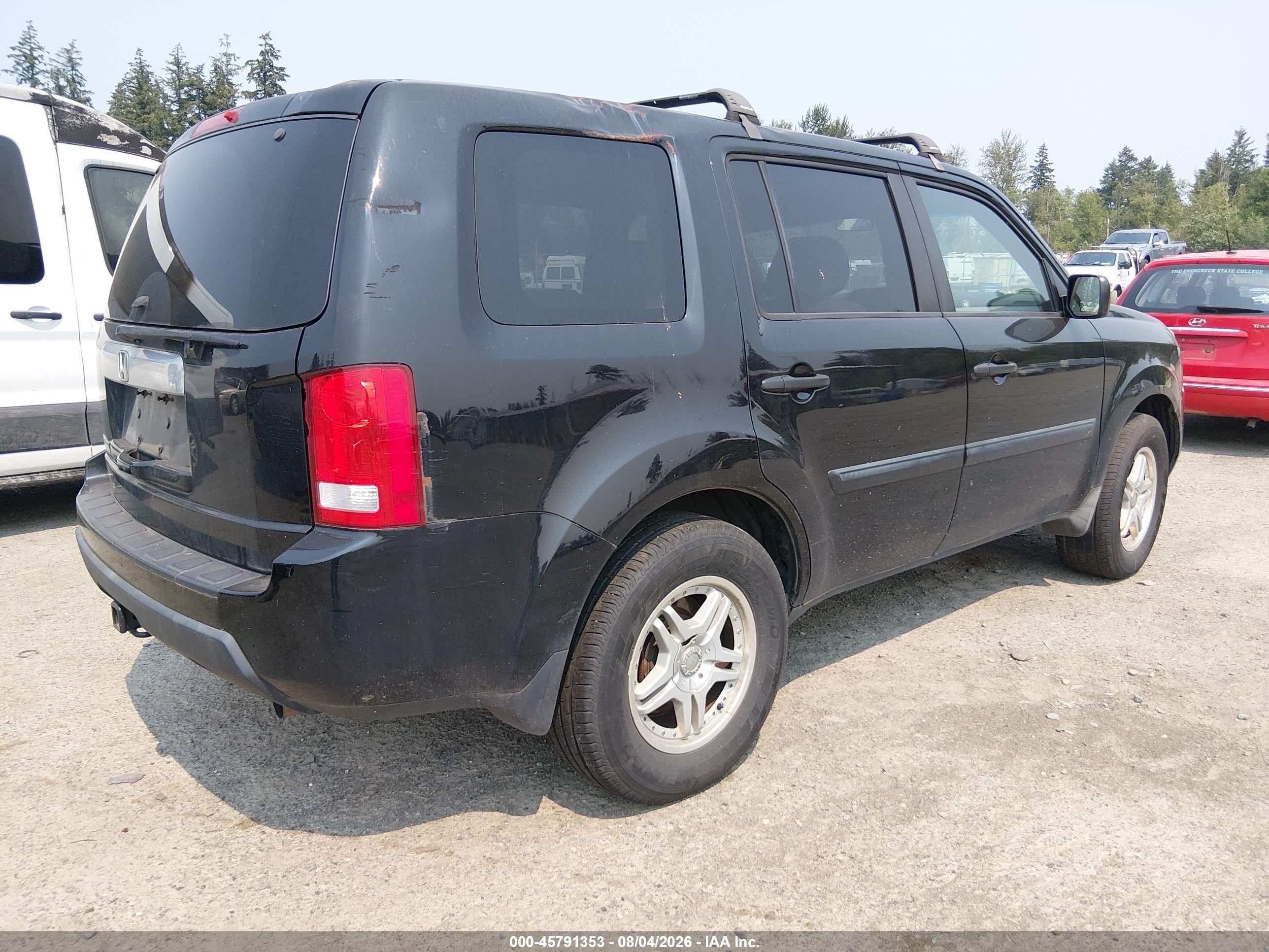 2010 Honda Pilot Lx Black vin: 5FNYF3H25AB014925