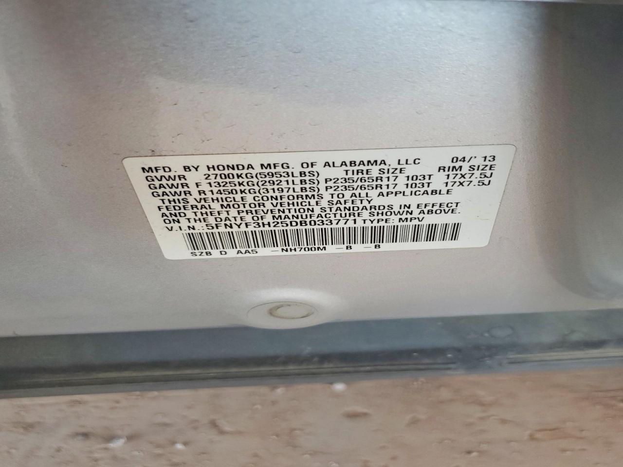 2013 Honda Pilot Lx Silver vin: 5FNYF3H25DB033771