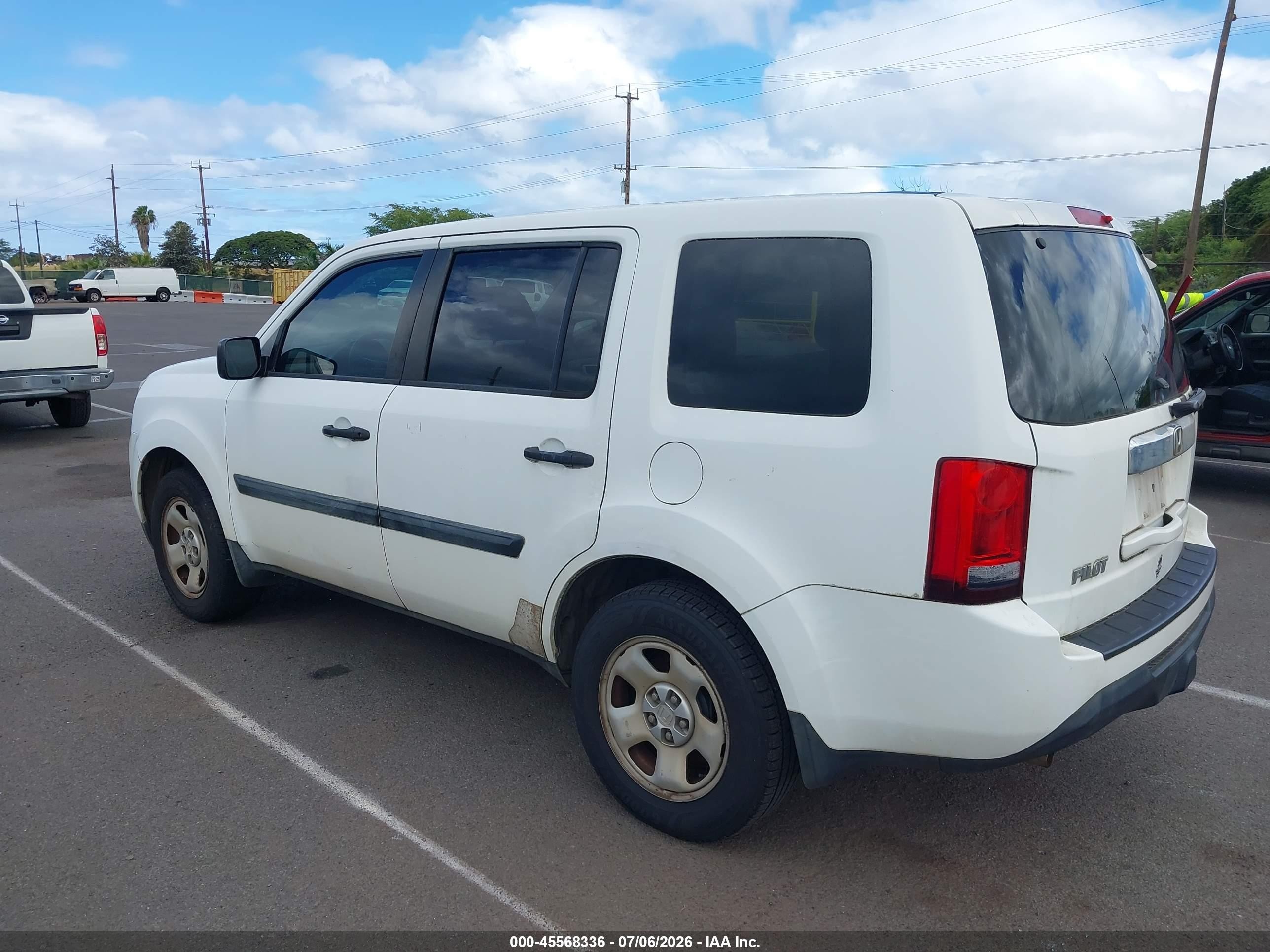 2013 Honda Pilot Lx White vin: 5FNYF3H25DB040686