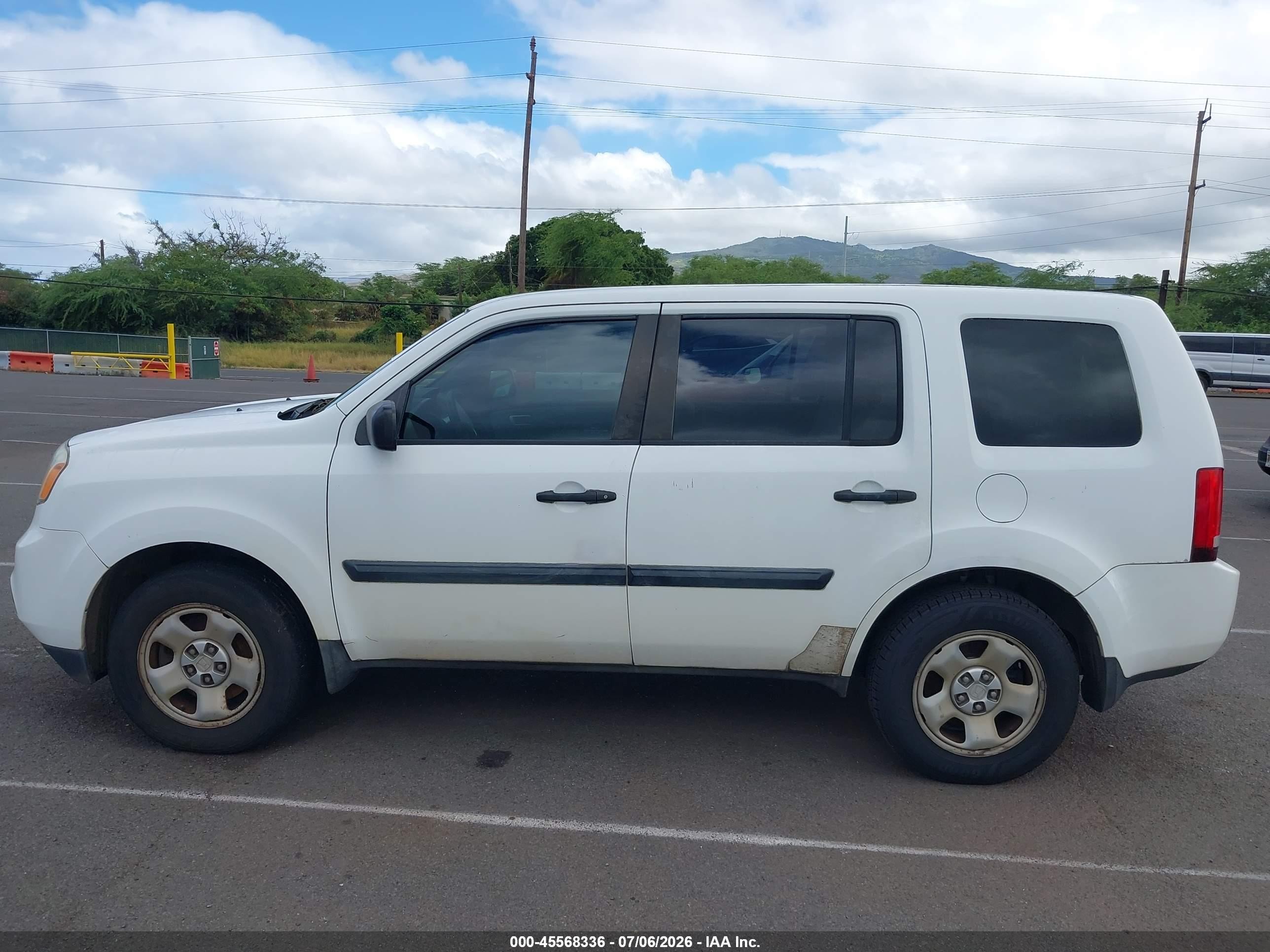 2013 Honda Pilot Lx White vin: 5FNYF3H25DB040686
