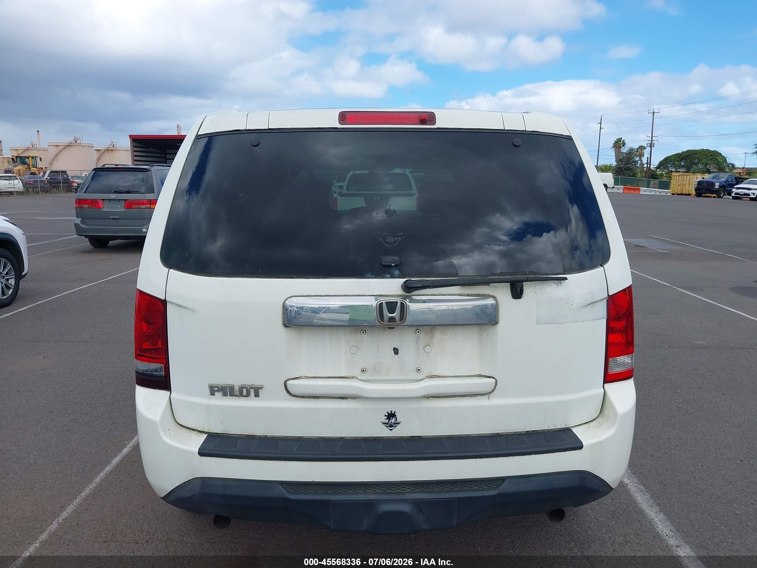 2013 Honda Pilot Lx White vin: 5FNYF3H25DB040686