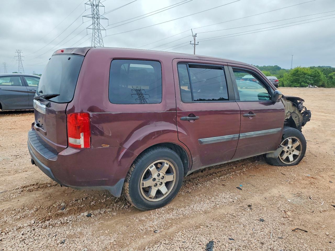 2011 Honda Pilot Lx Burgundy vin: 5FNYF3H26BB034151