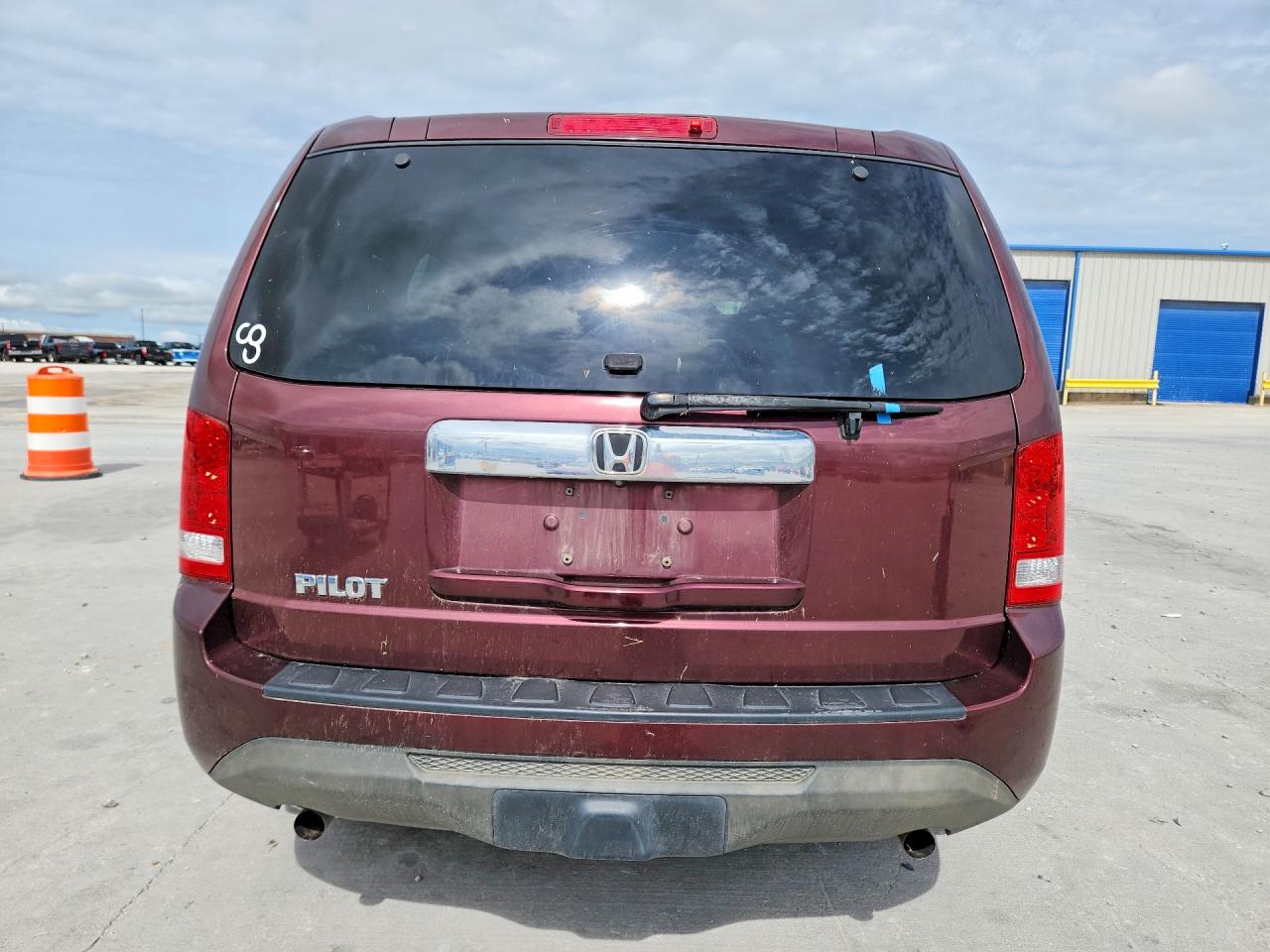 2013 Honda Pilot Lx Burgundy vin: 5FNYF3H26DB044553