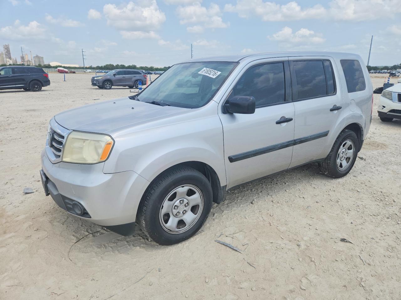 2014 Honda Pilot Lx Silver vin: 5FNYF3H26EB011988