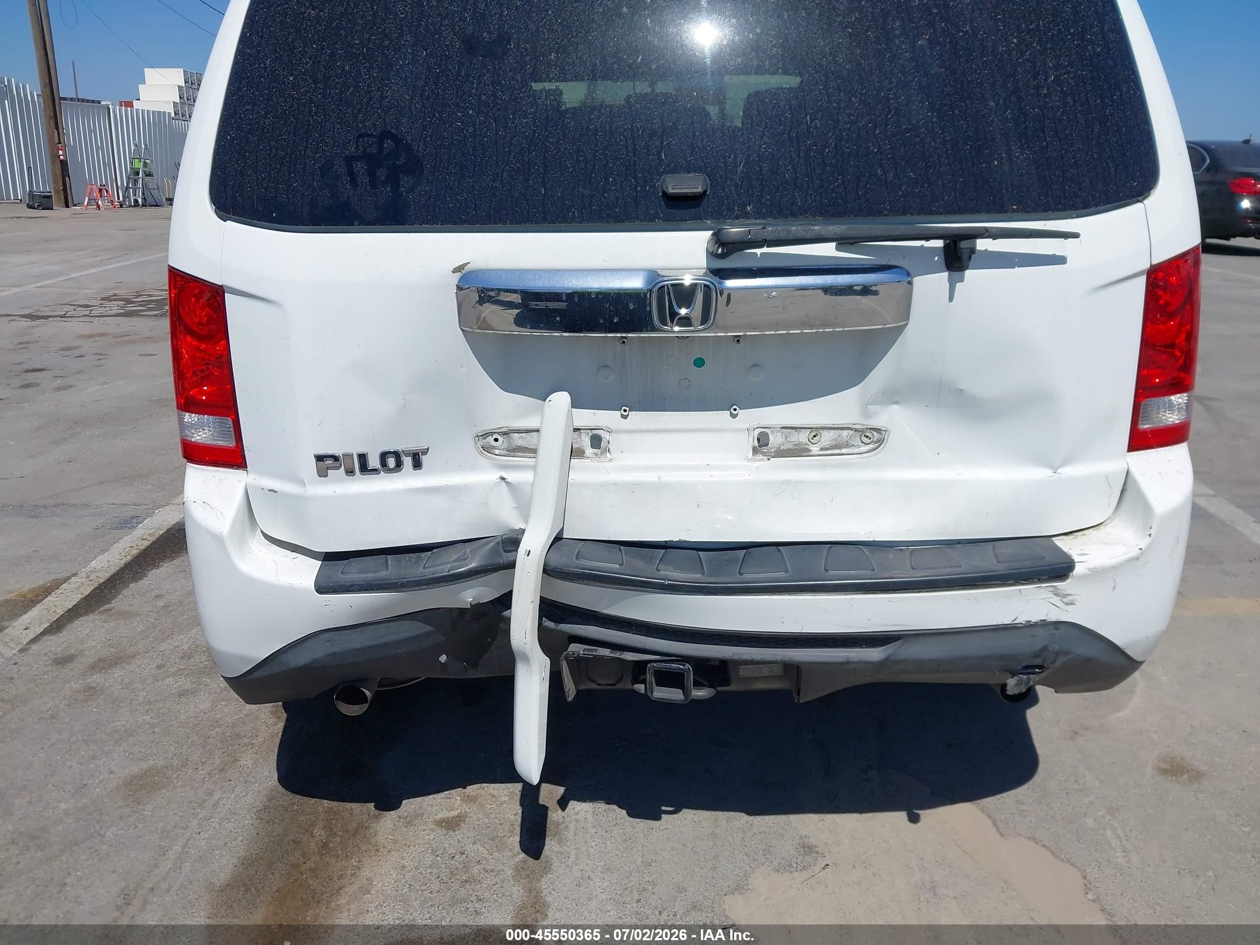 2014 Honda Pilot Lx White vin: 5FNYF3H26EB019542